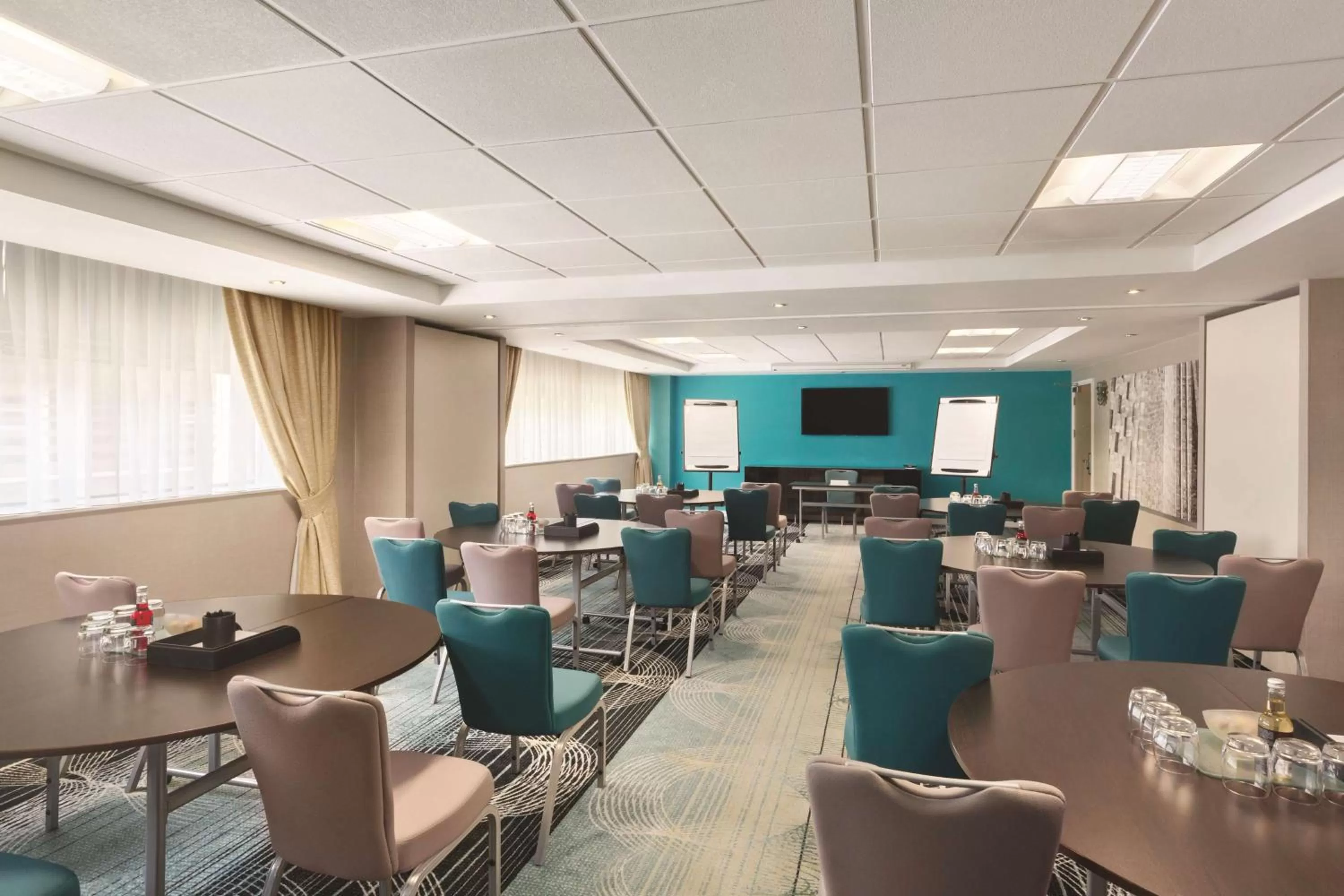 Meeting/conference room in Ramada Hotel & Suites by Wyndham Coventry