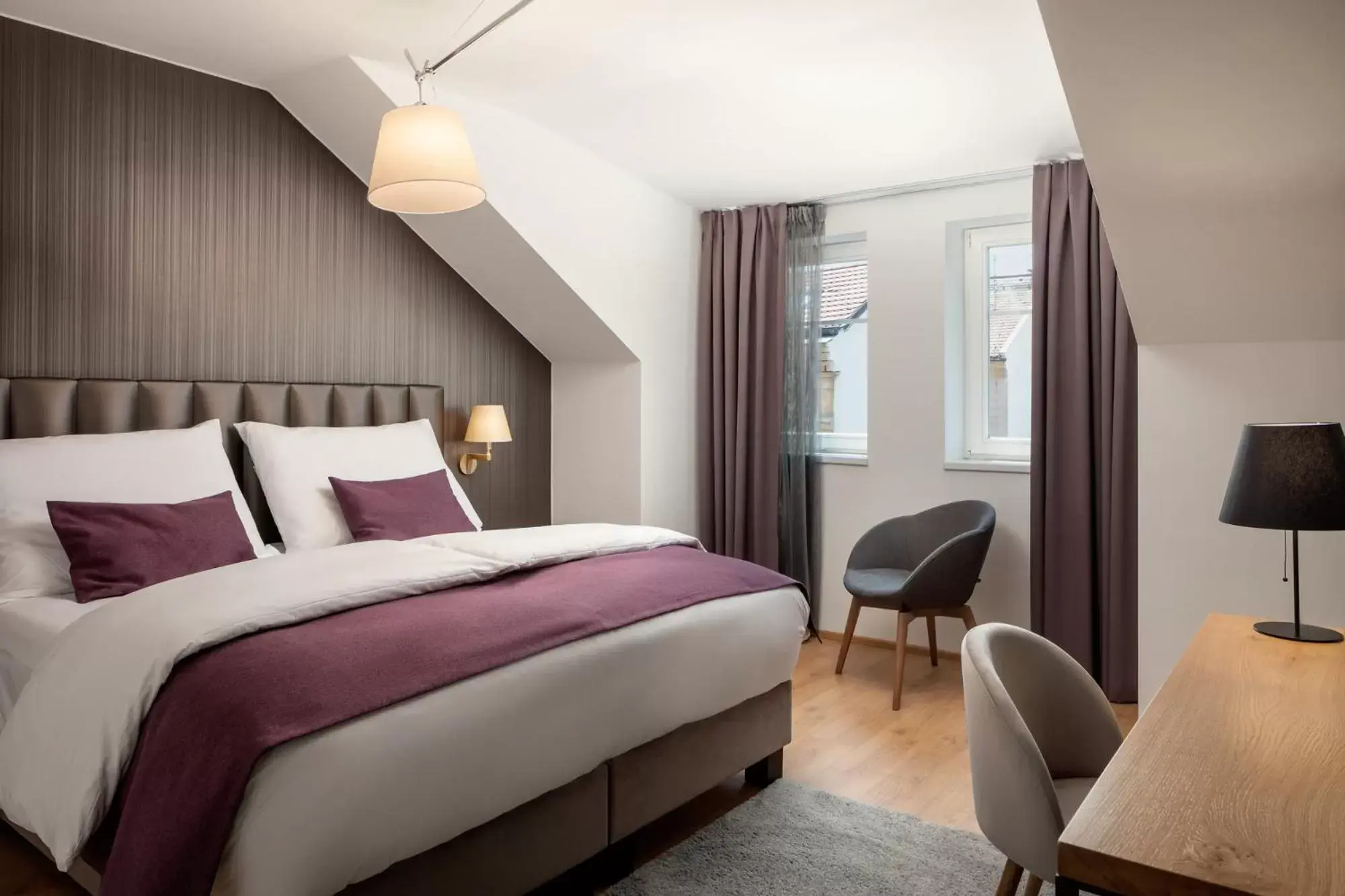 Superior Double or Twin Room in MOODs Charles Bridge Superior Double or Twin Room in MOODs Charles Bridge