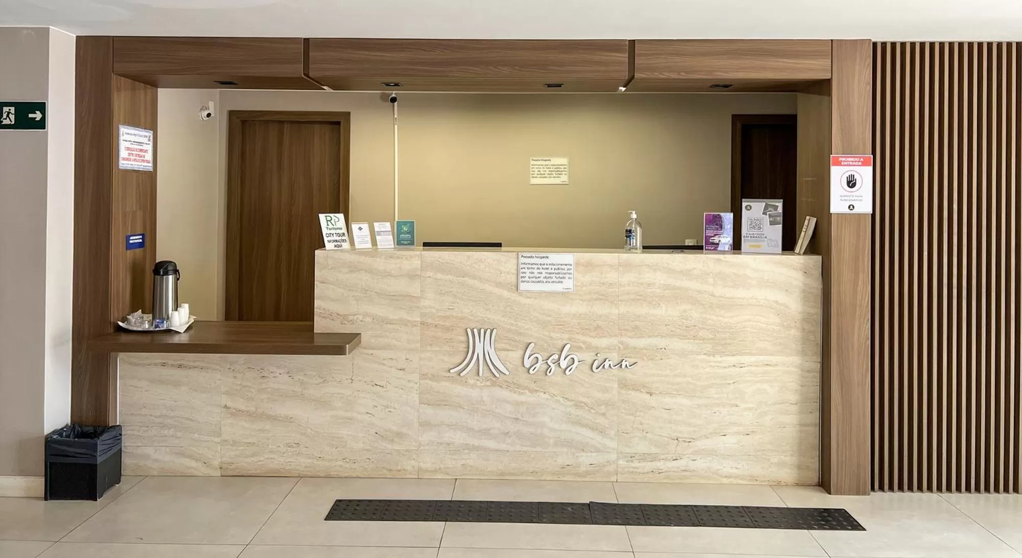 Lobby or reception in Riviera Hotel by Bsb Inn