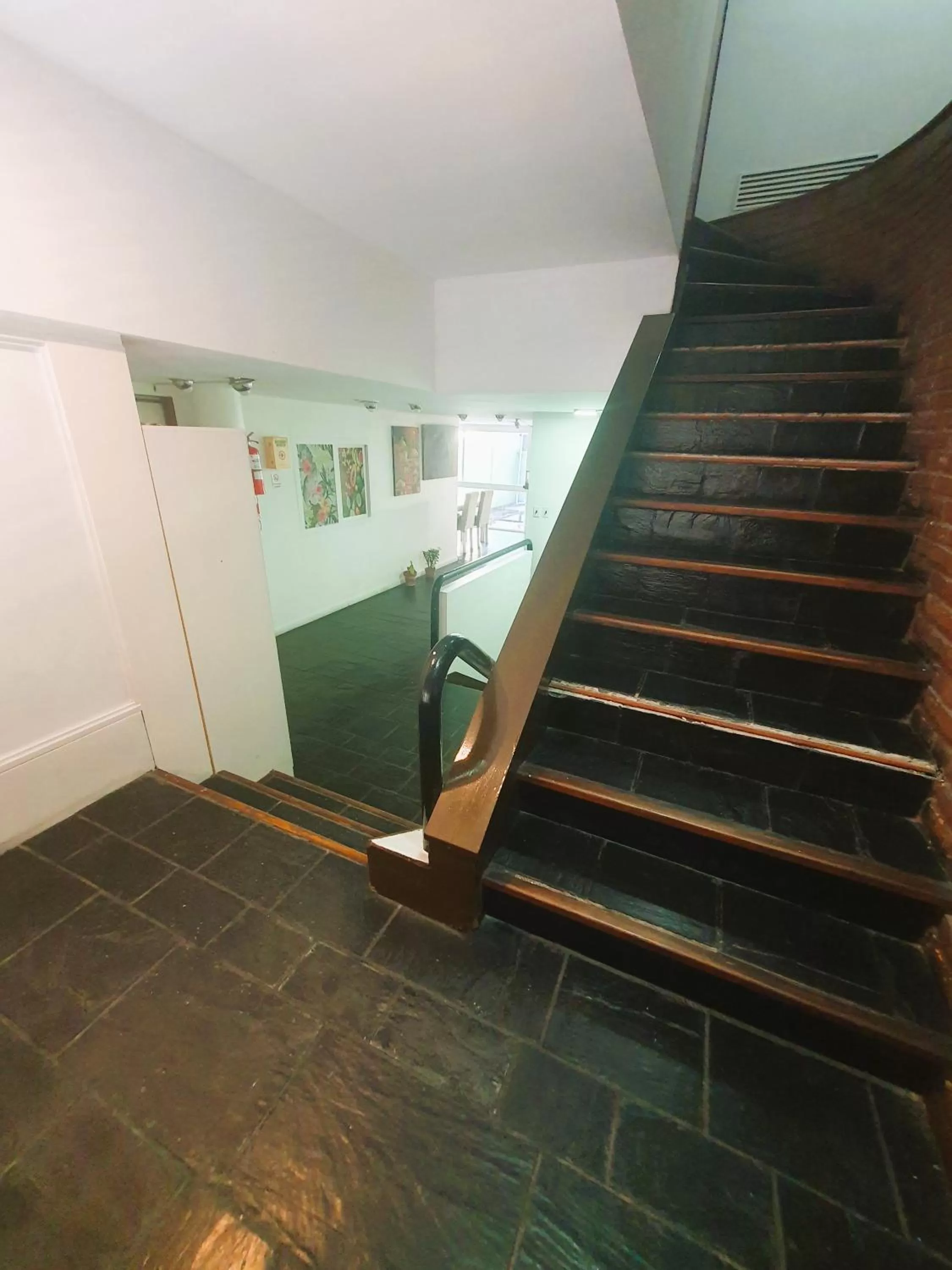 Living room, Bathroom in Habitaciones en Casa con piscina en Palermo Soho!