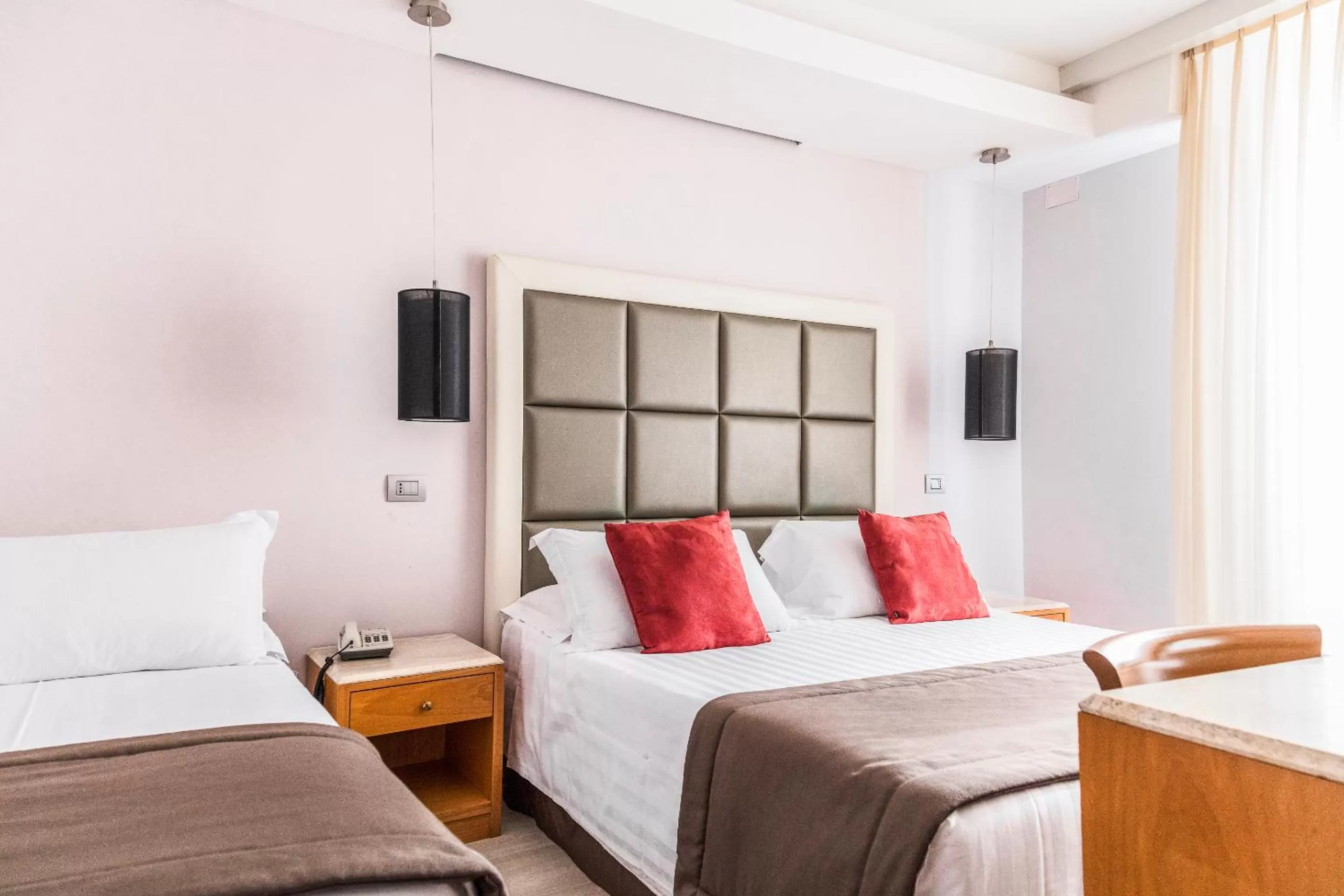 Photo of the whole room, Bed in Vibe Nazionale