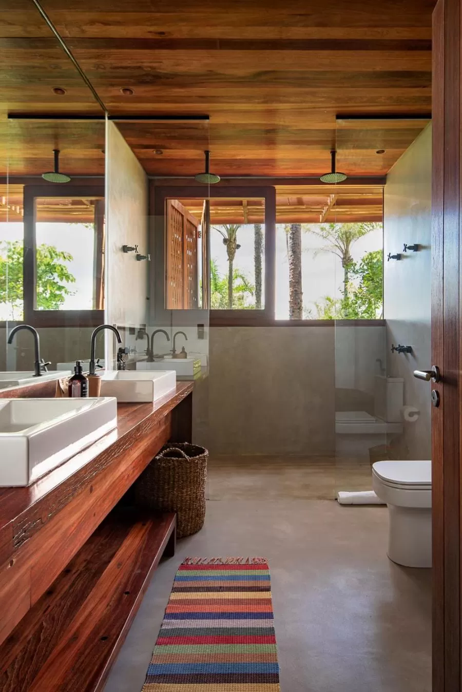 Bathroom in Barracuda Hotel & Villas