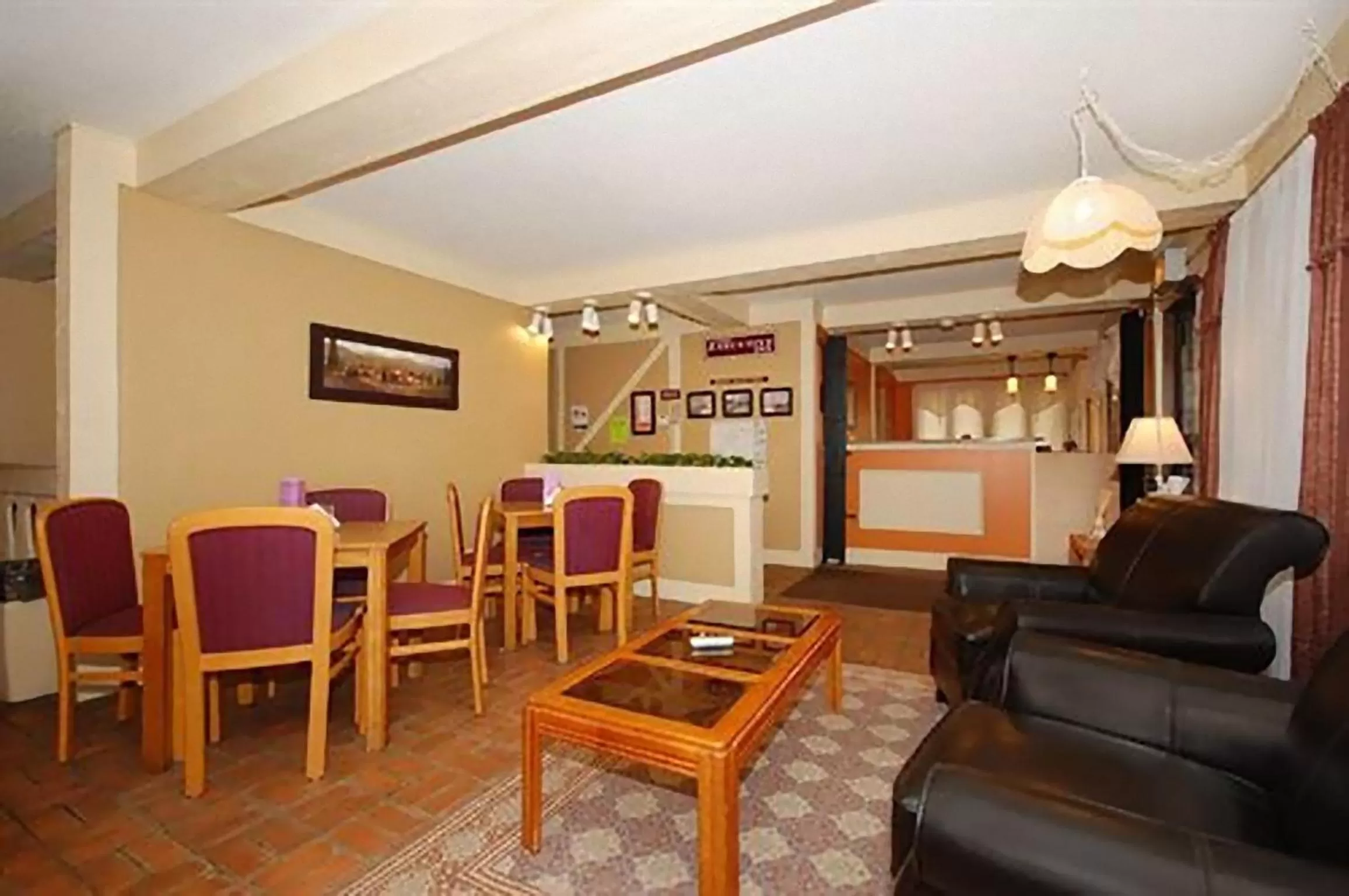 Seating Area in Americas Best Value Inn Webster City