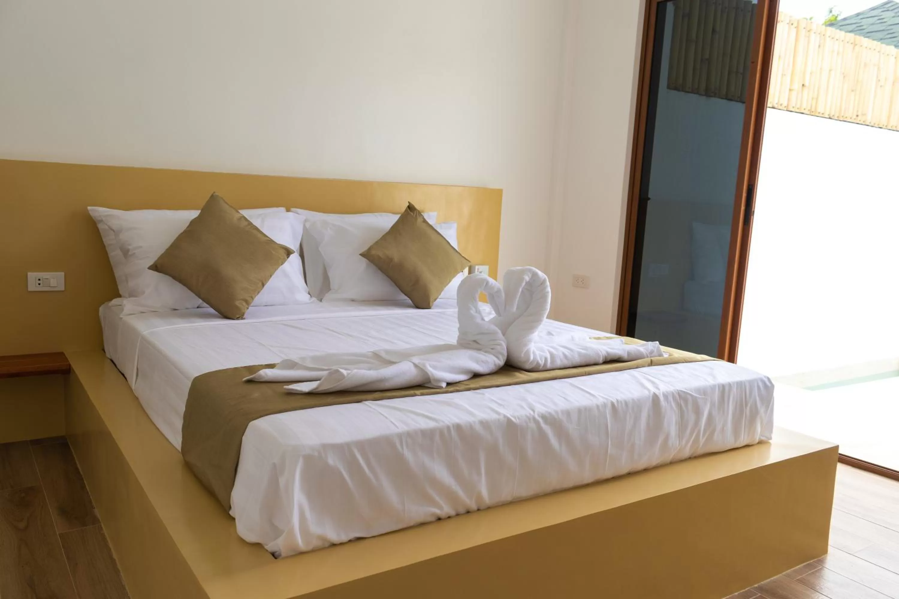 Bed in Montecarlo Villas Panglao