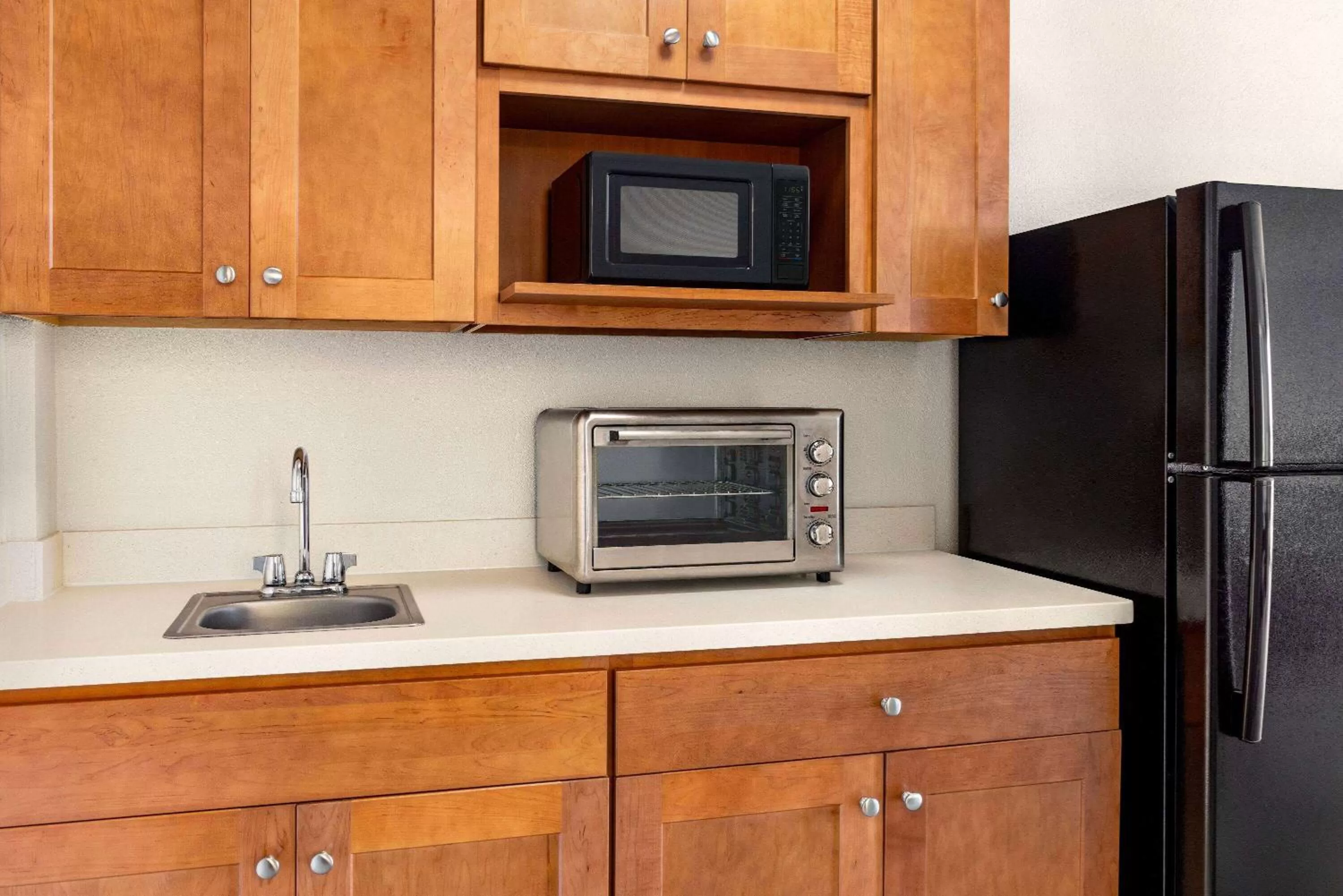 Photo of the whole room in Howard Johnson by Wyndham Ocean City Oceanfront