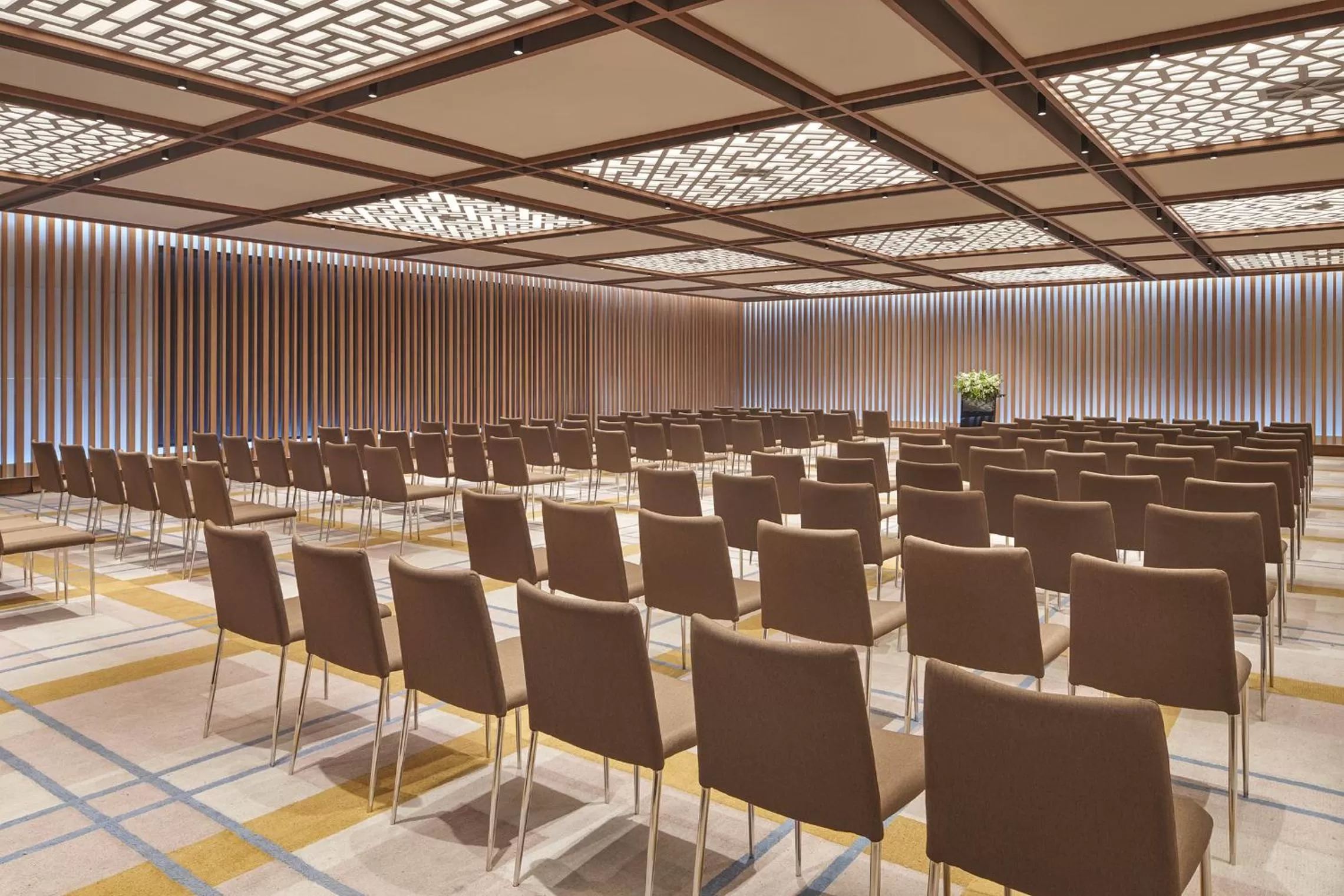 Meeting/conference room in Hyatt Regency Metropolitan Chongqing