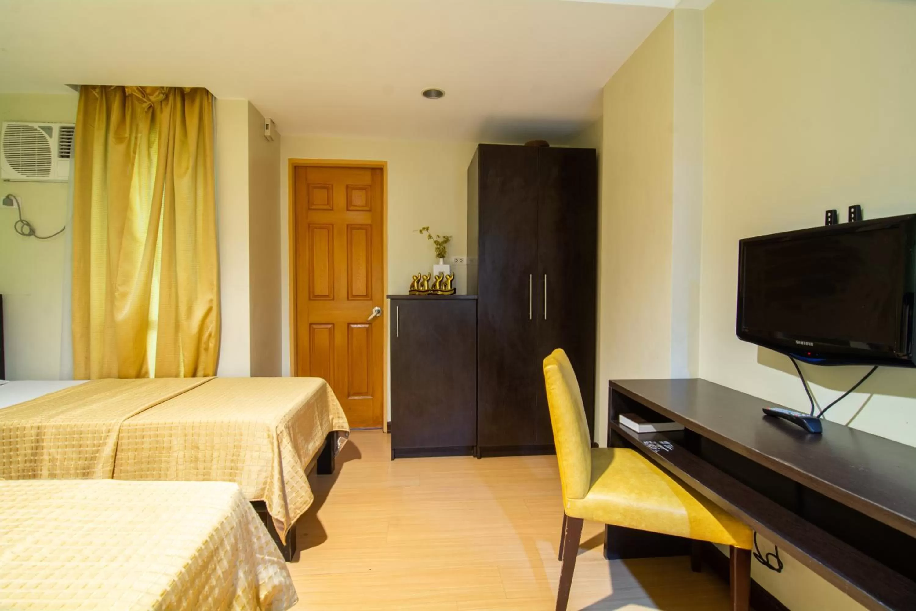 Bedroom, Bed in Festive Hotel Makati