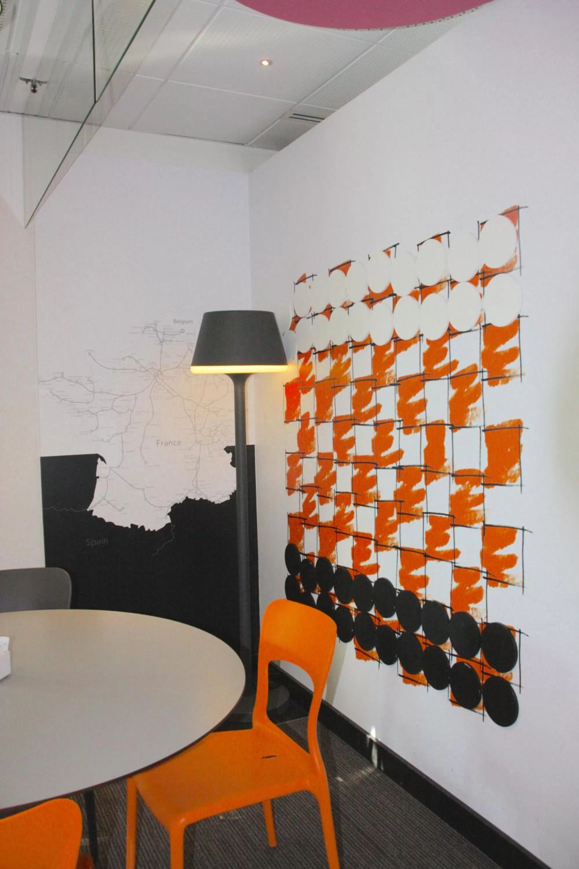 Entertainment in ibis Styles Romans-Valence Gare TGV