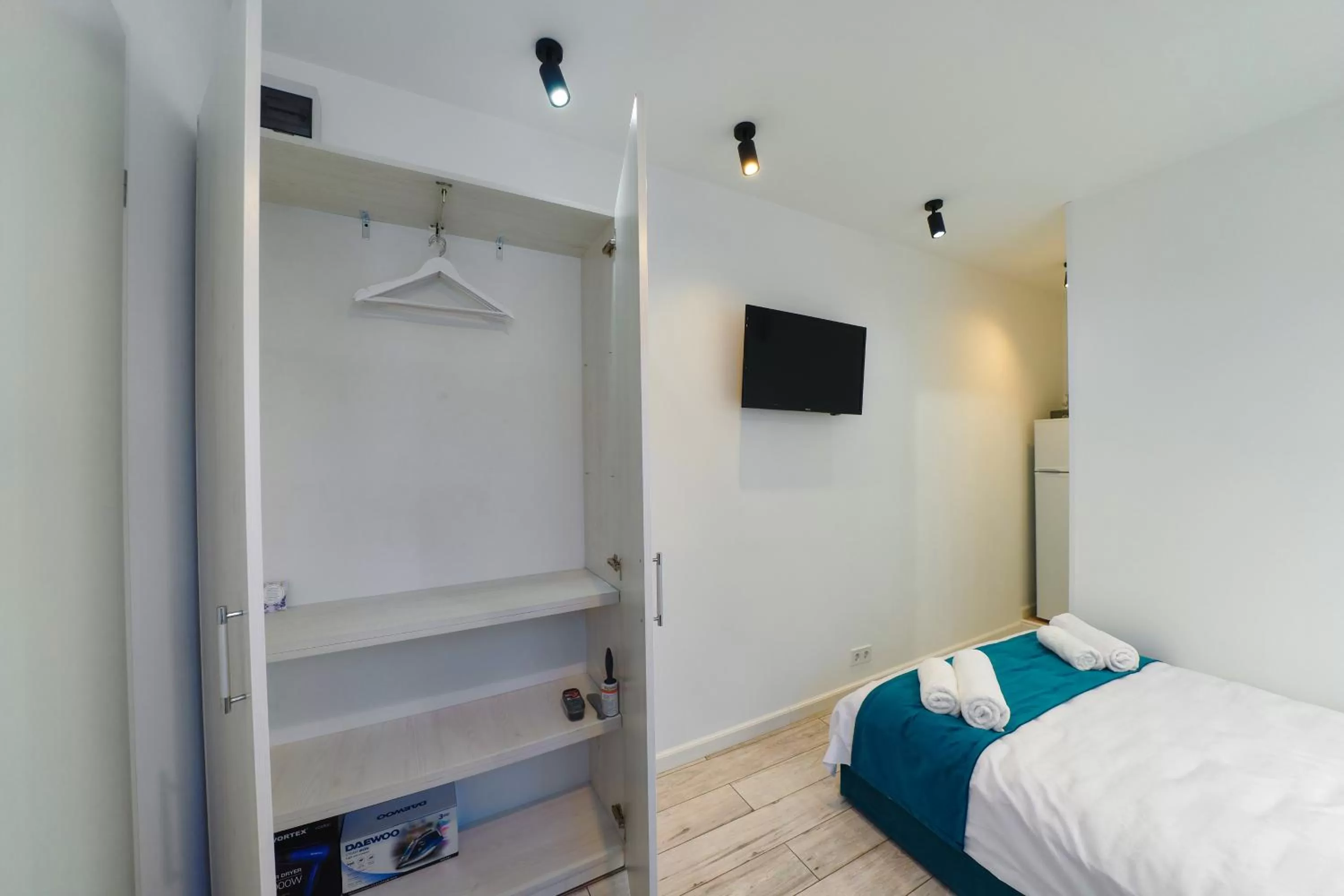 TV/Entertainment Center in Bella House