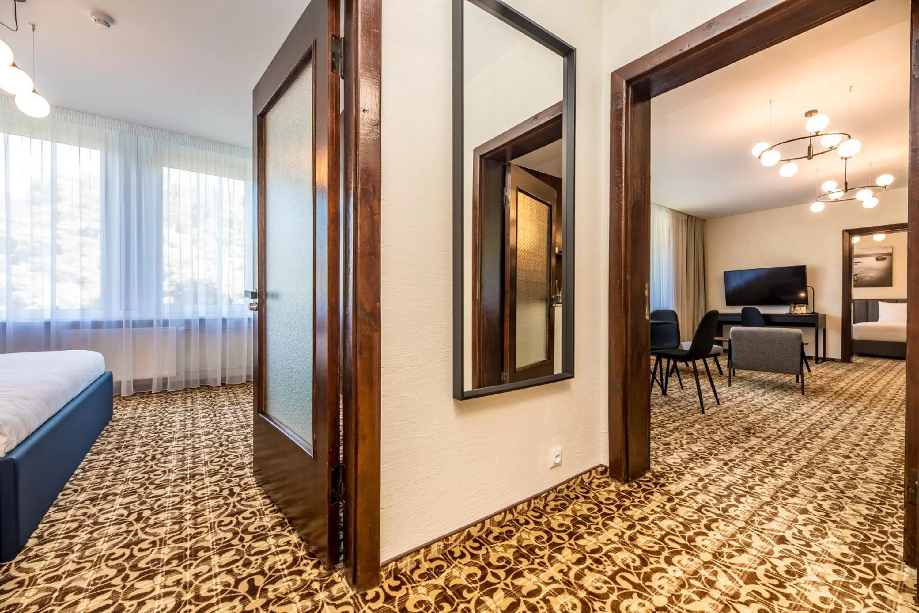 Living room, Bed in Žilvinas Hotel