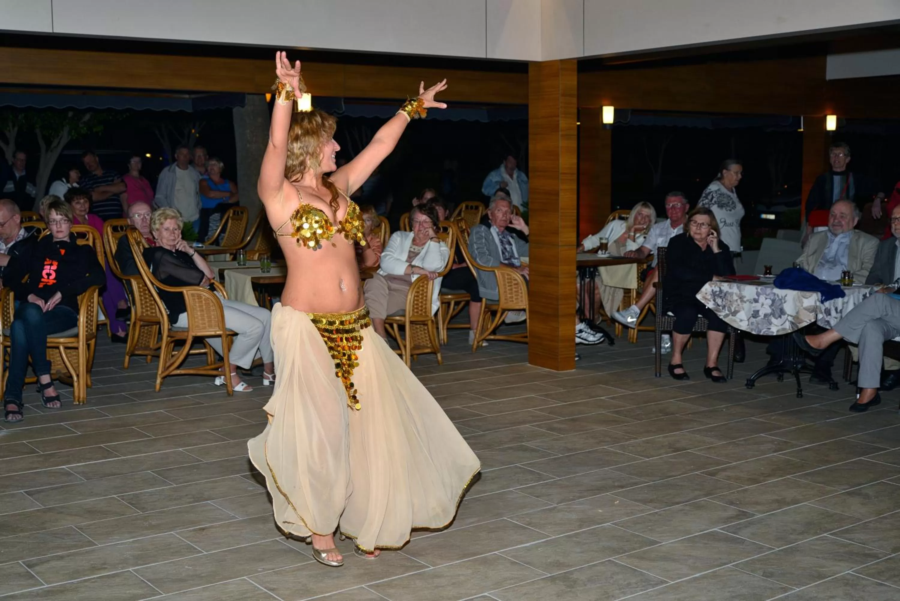 Evening entertainment in Riviera Hotel & Spa