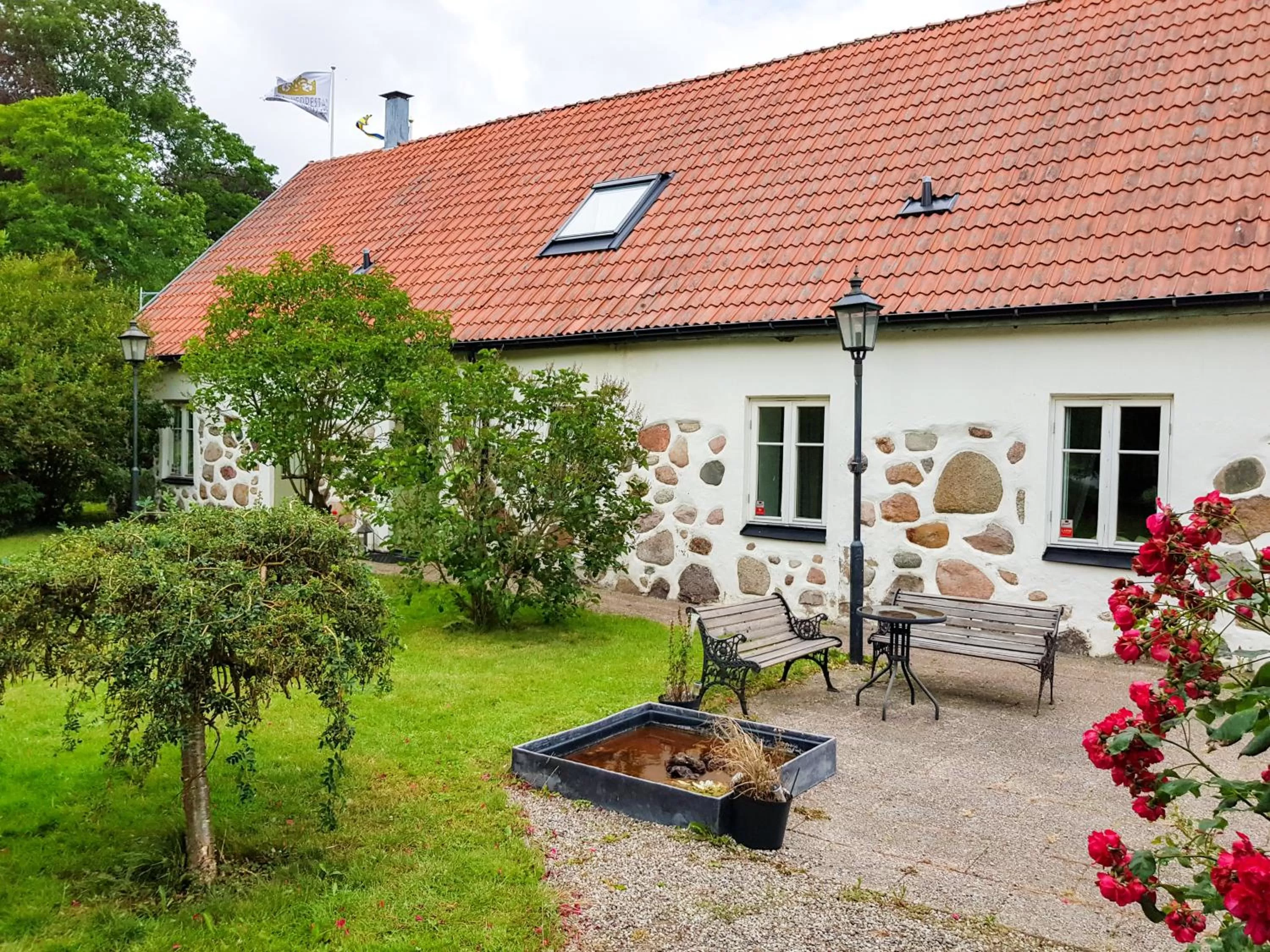 Property building in Stora Herrestad B&B