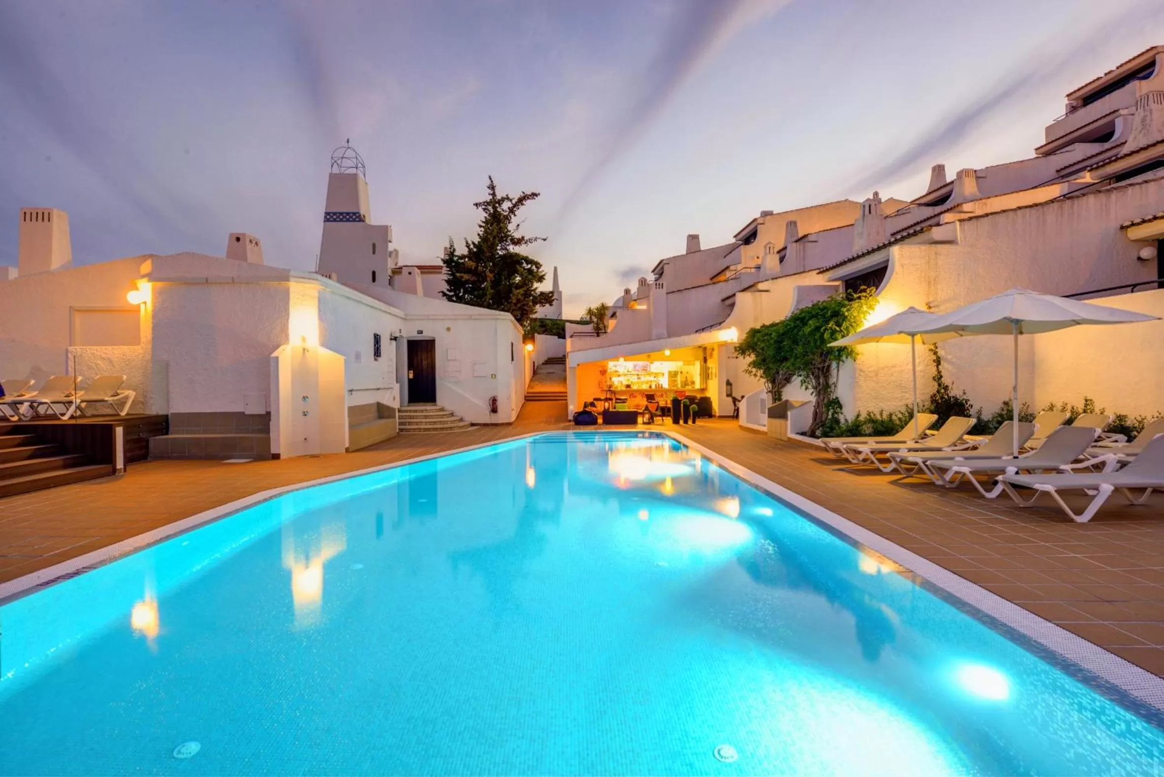 Swimming pool in 3HB Golden Beach