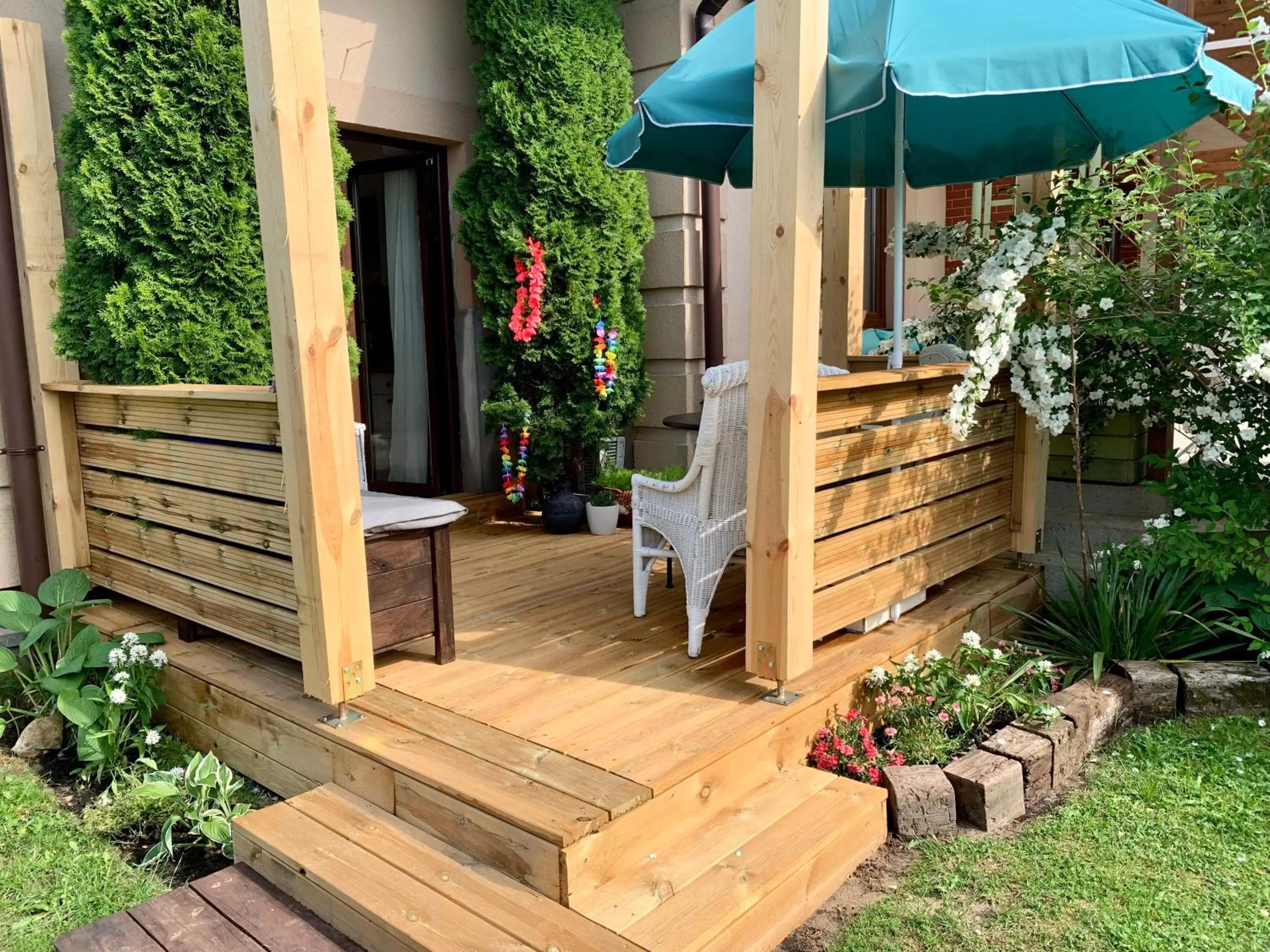 Balcony/Terrace in Dom z Sauną i Jacuzzi- na wyłączność lub pokoje