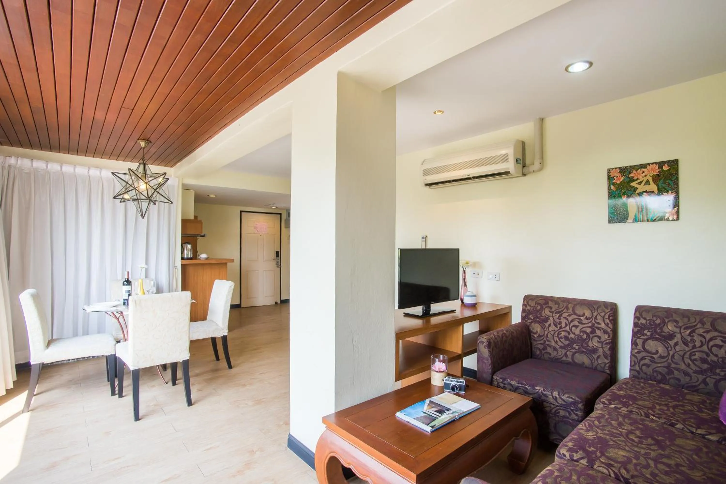 Living room in Bella Villa Metro