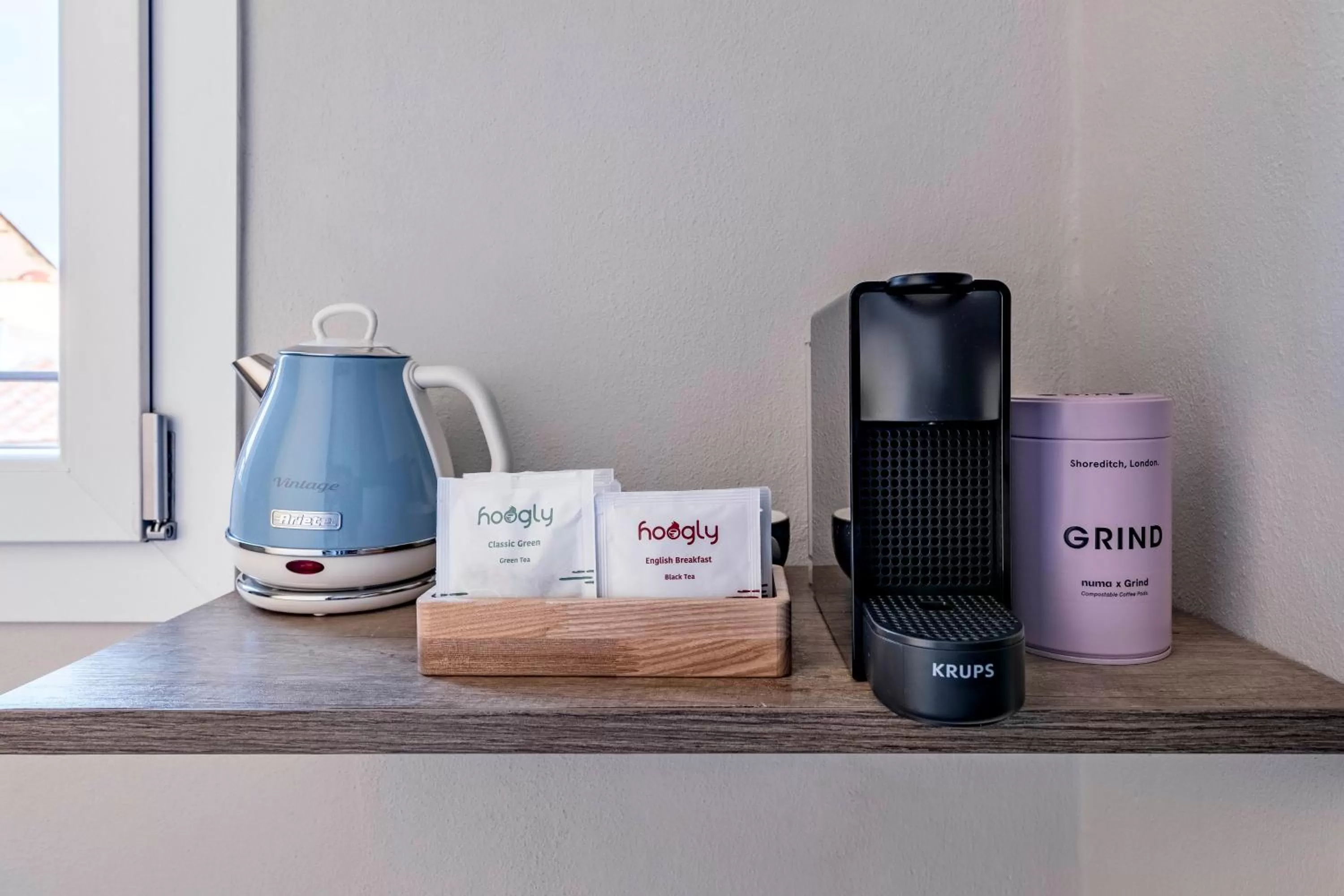 Coffee/tea facilities in Numa Florence Fiore