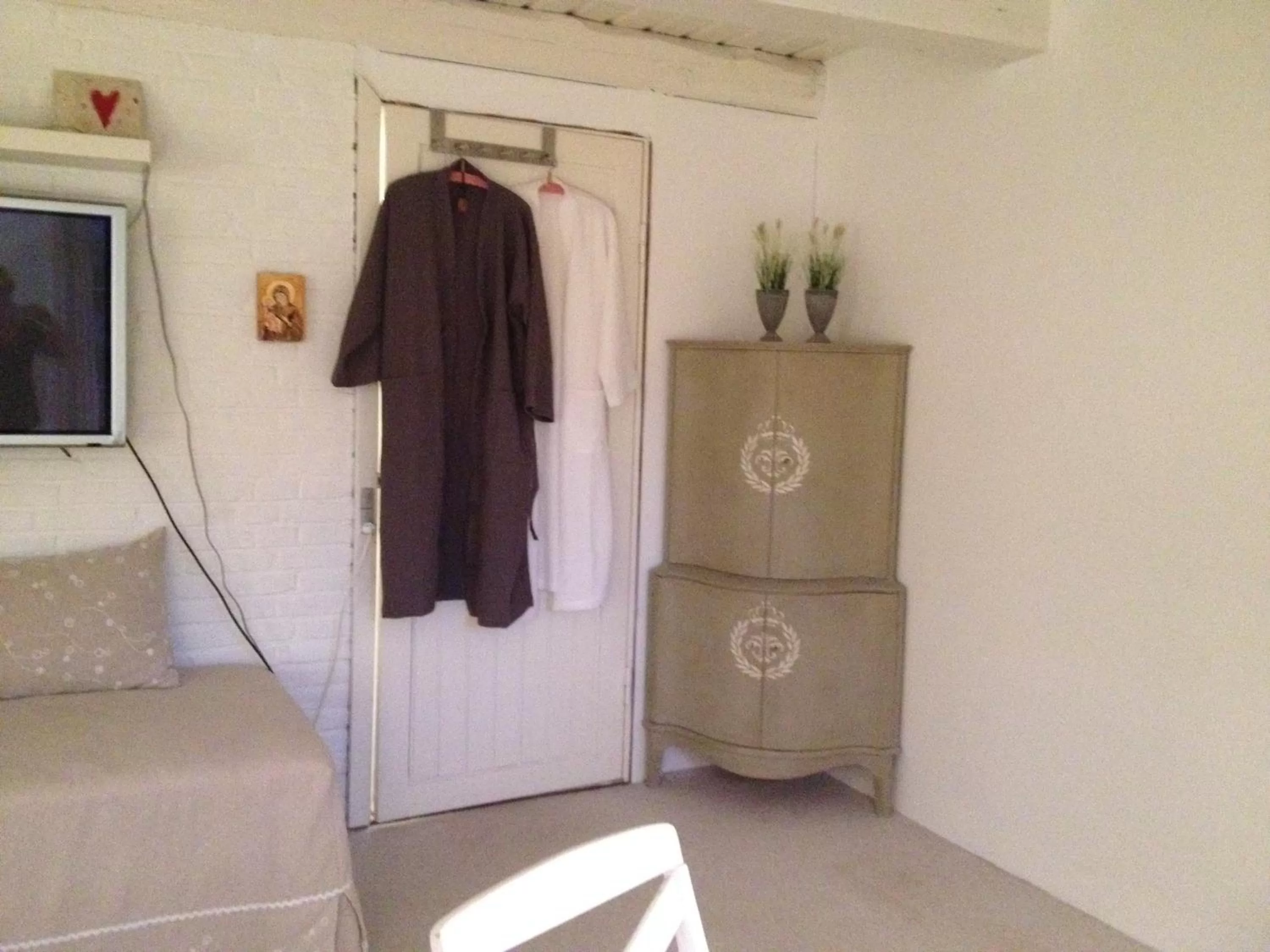 wardrobe, Bathroom in Heddahgaarden