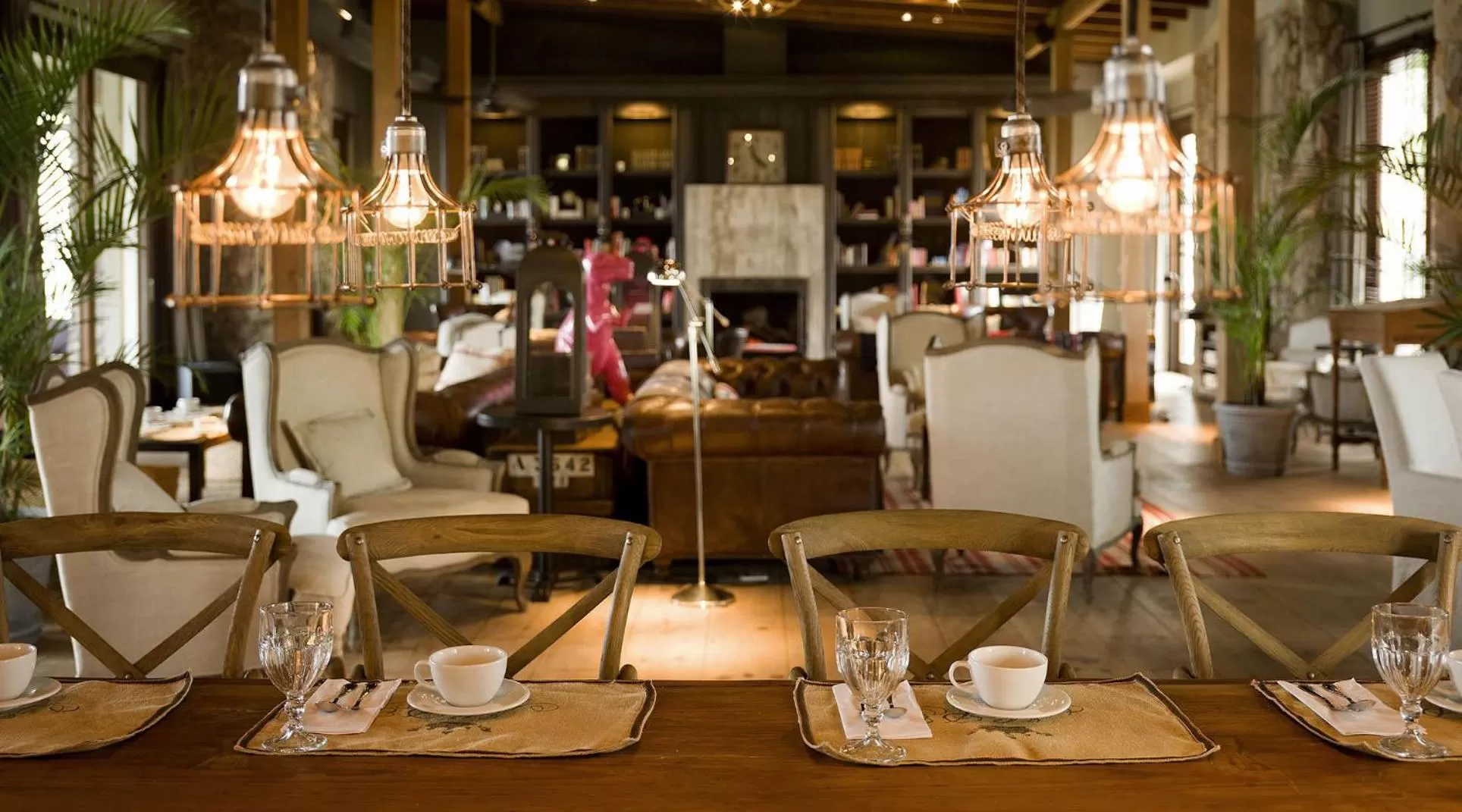 Restaurant/places to eat in Casa Chic Carmelo