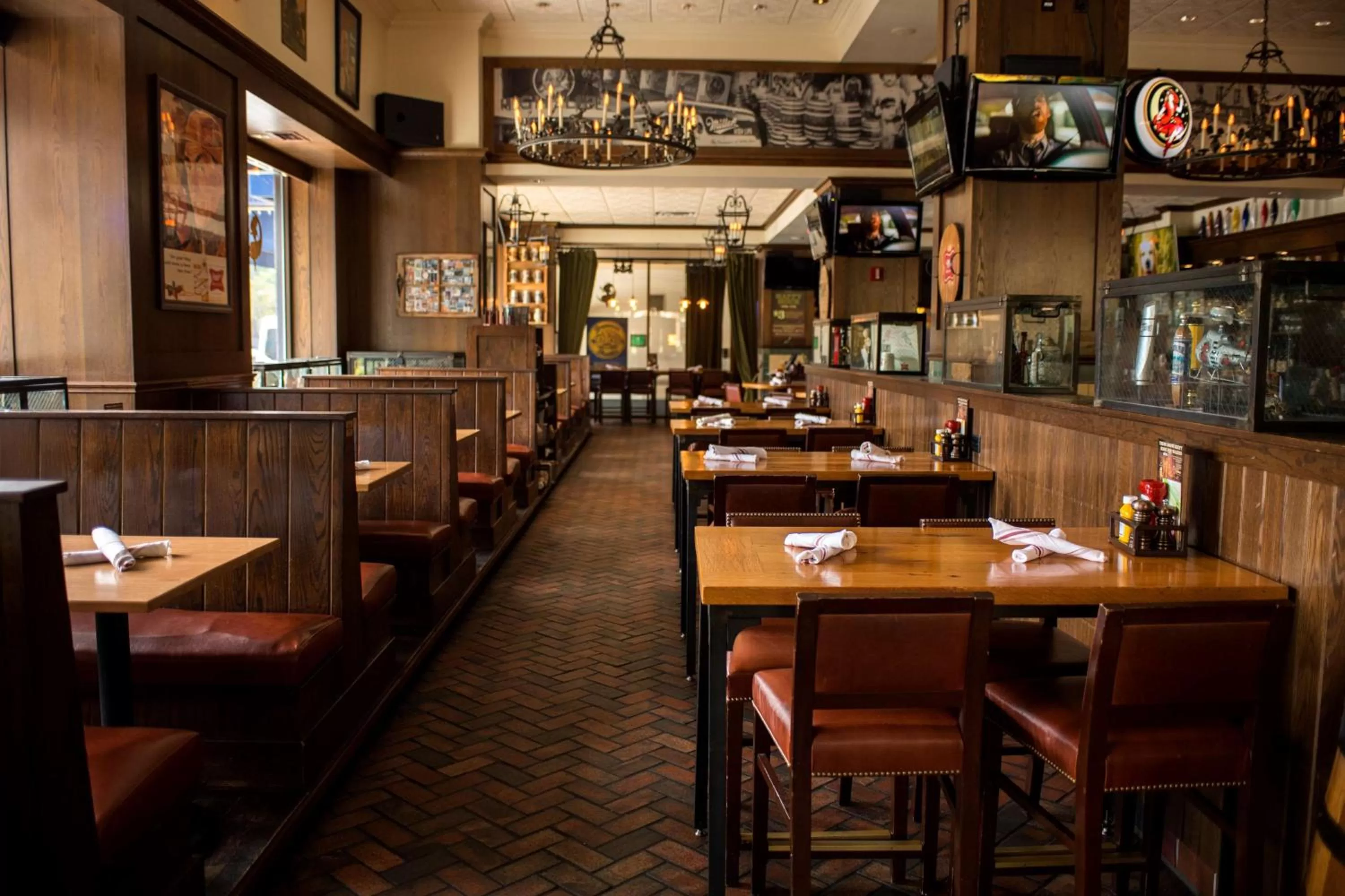 Restaurant/places to eat in Hilton Milwaukee