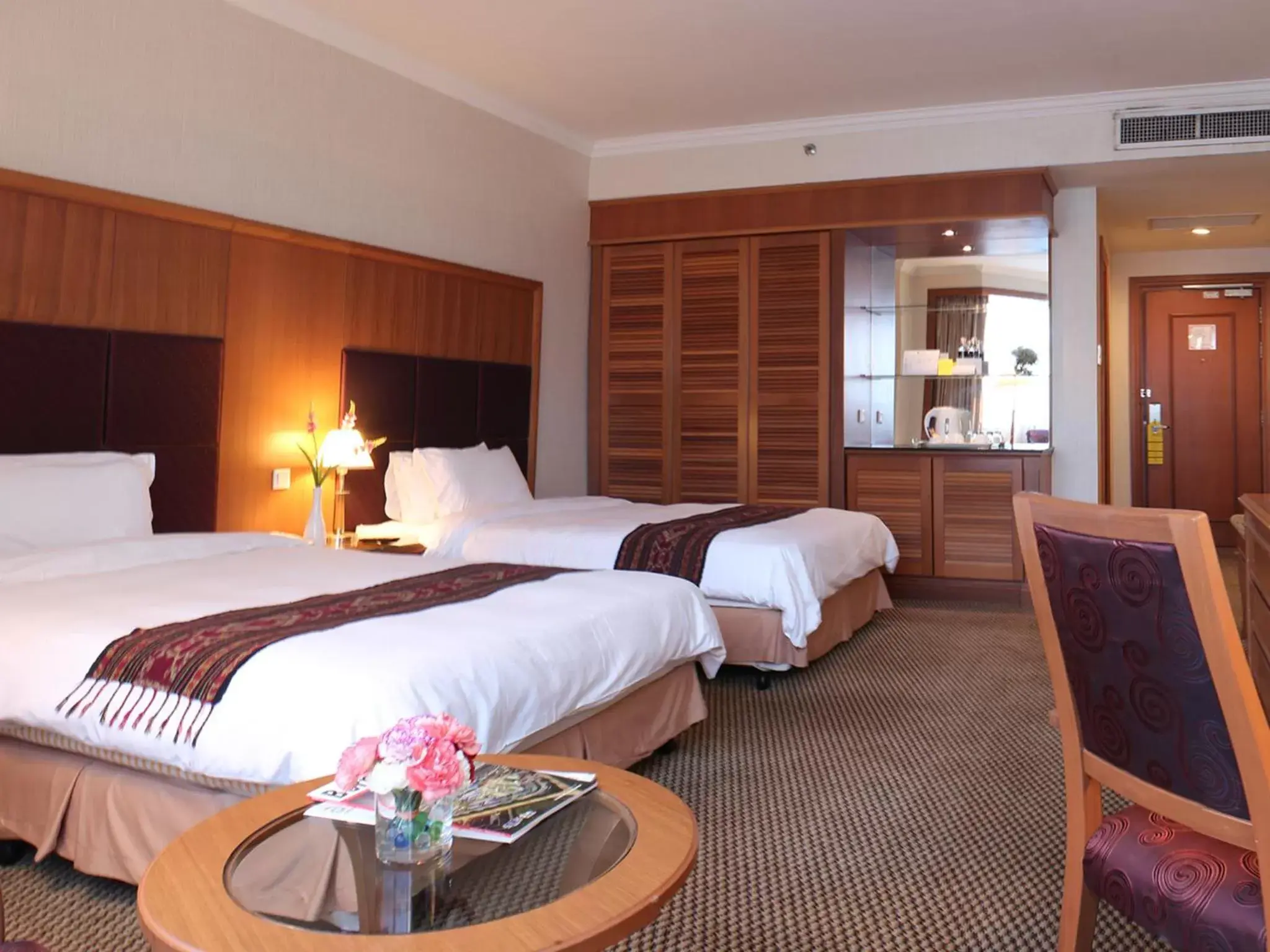 Superior King or Twin Room in Imperial Hotel Miri Superior King or Twin Room in Imperial Hotel Miri