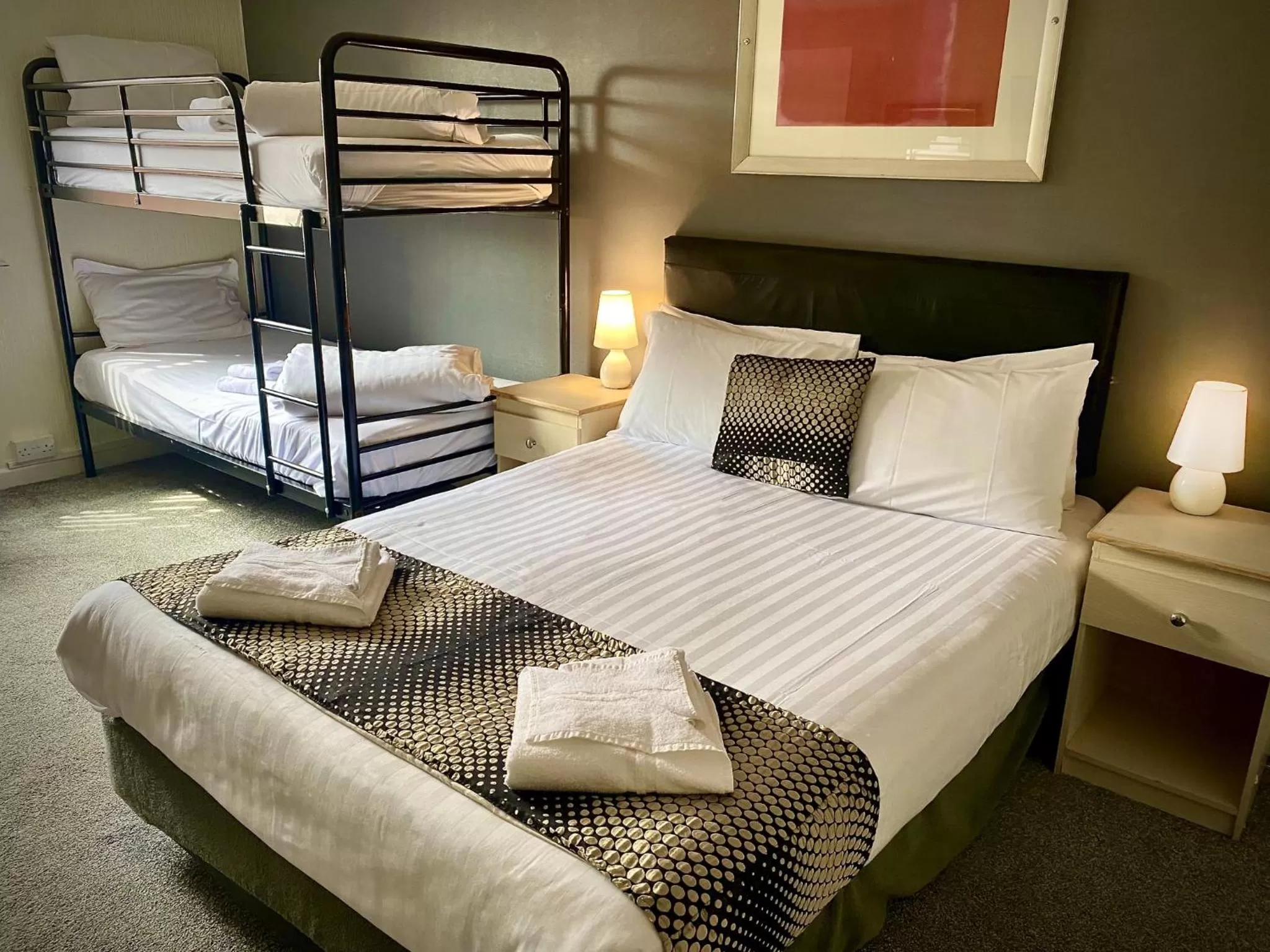 Photo of the whole room, Bed in Royal Seabank Hotel