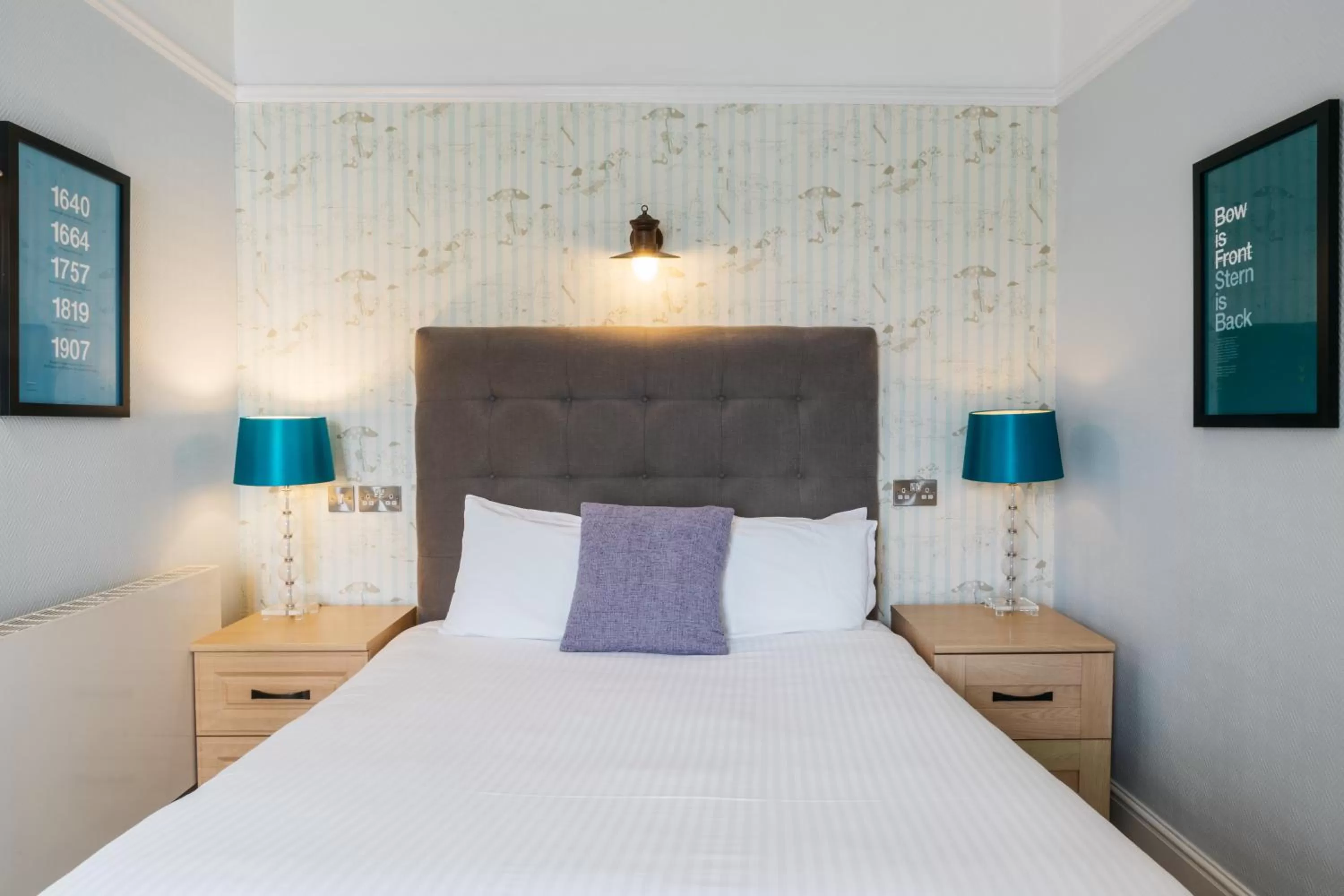 Bed in Greenbank Hotel