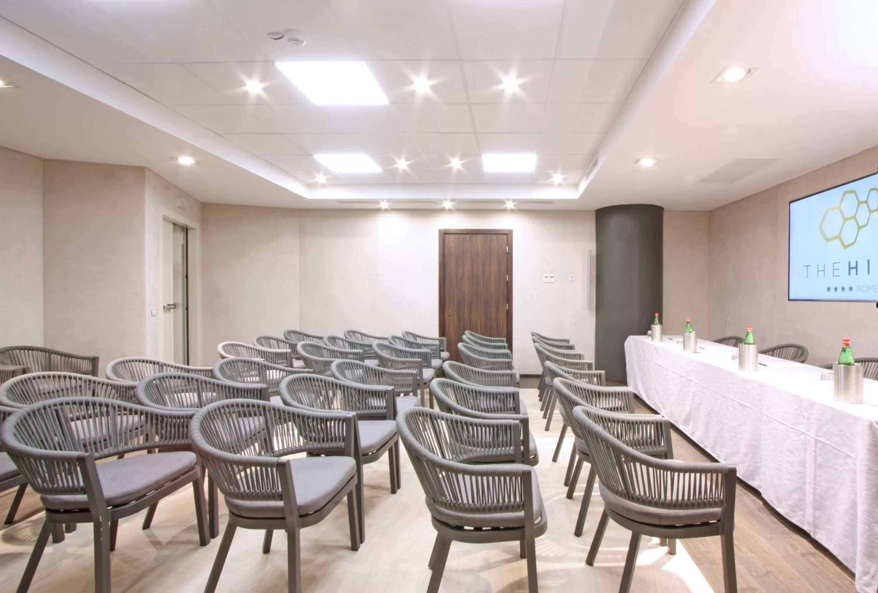 Business facilities in The Hive Hotel