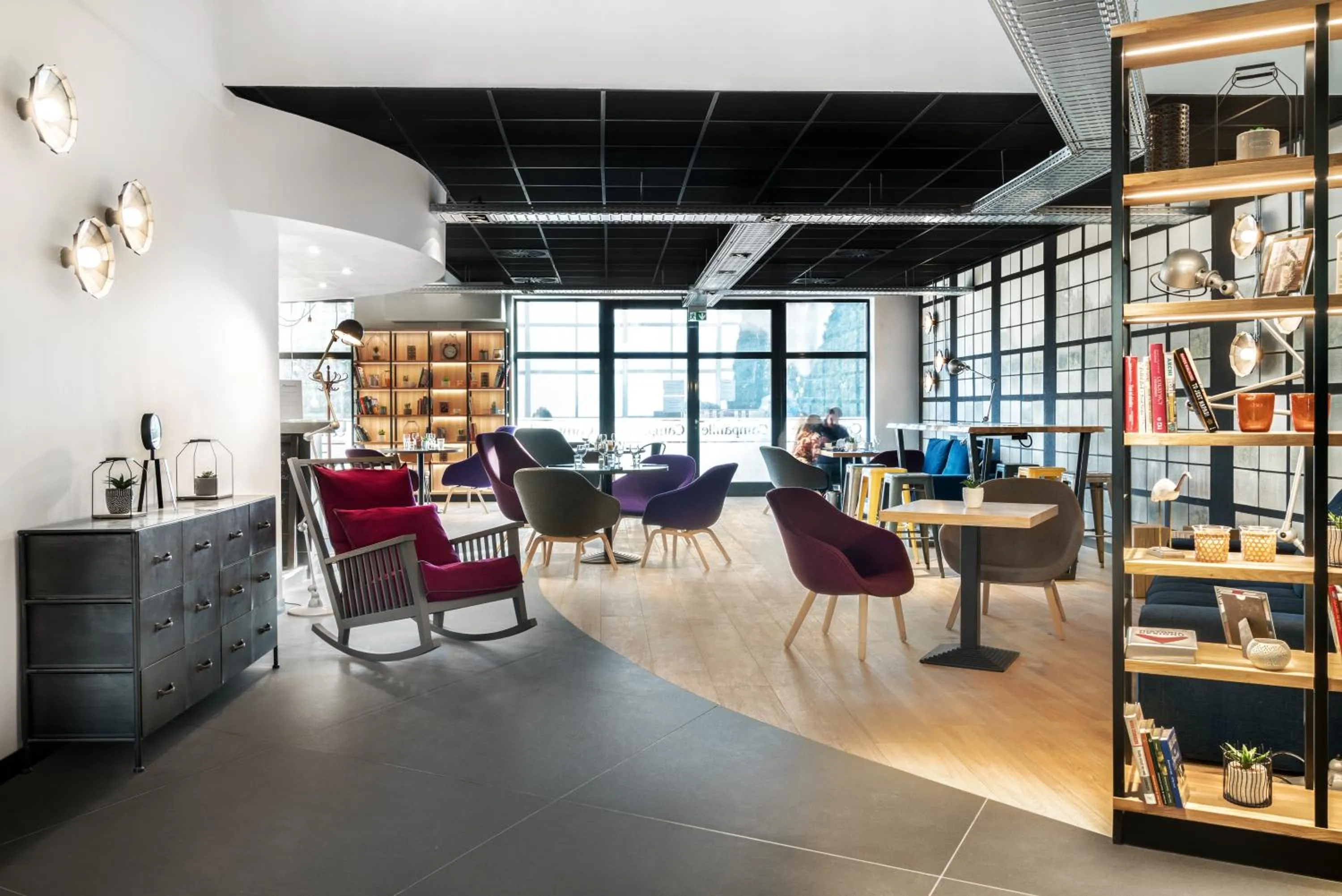 Restaurant/places to eat in Campanile Katowice