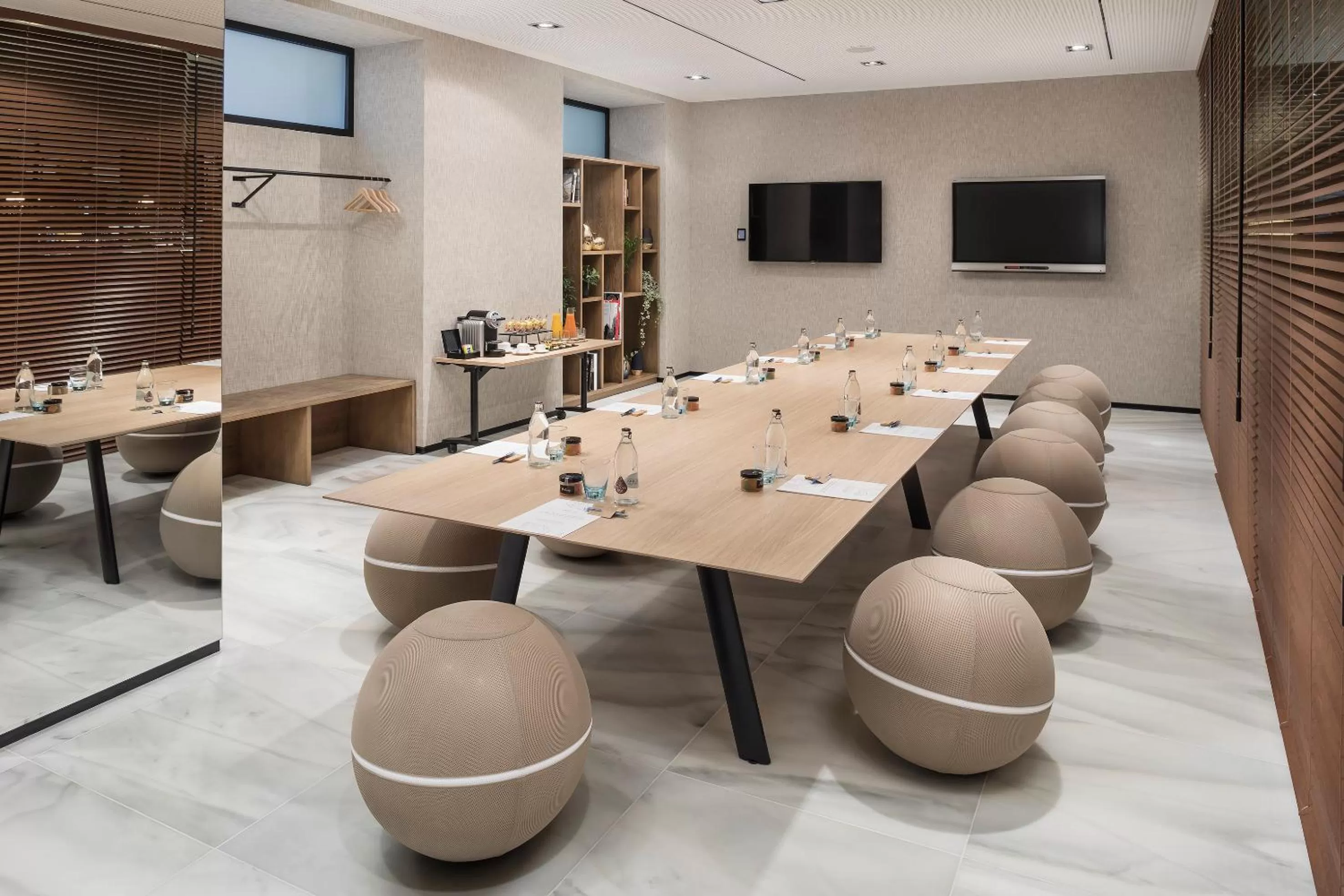Meeting/conference room in Melia Madrid Serrano