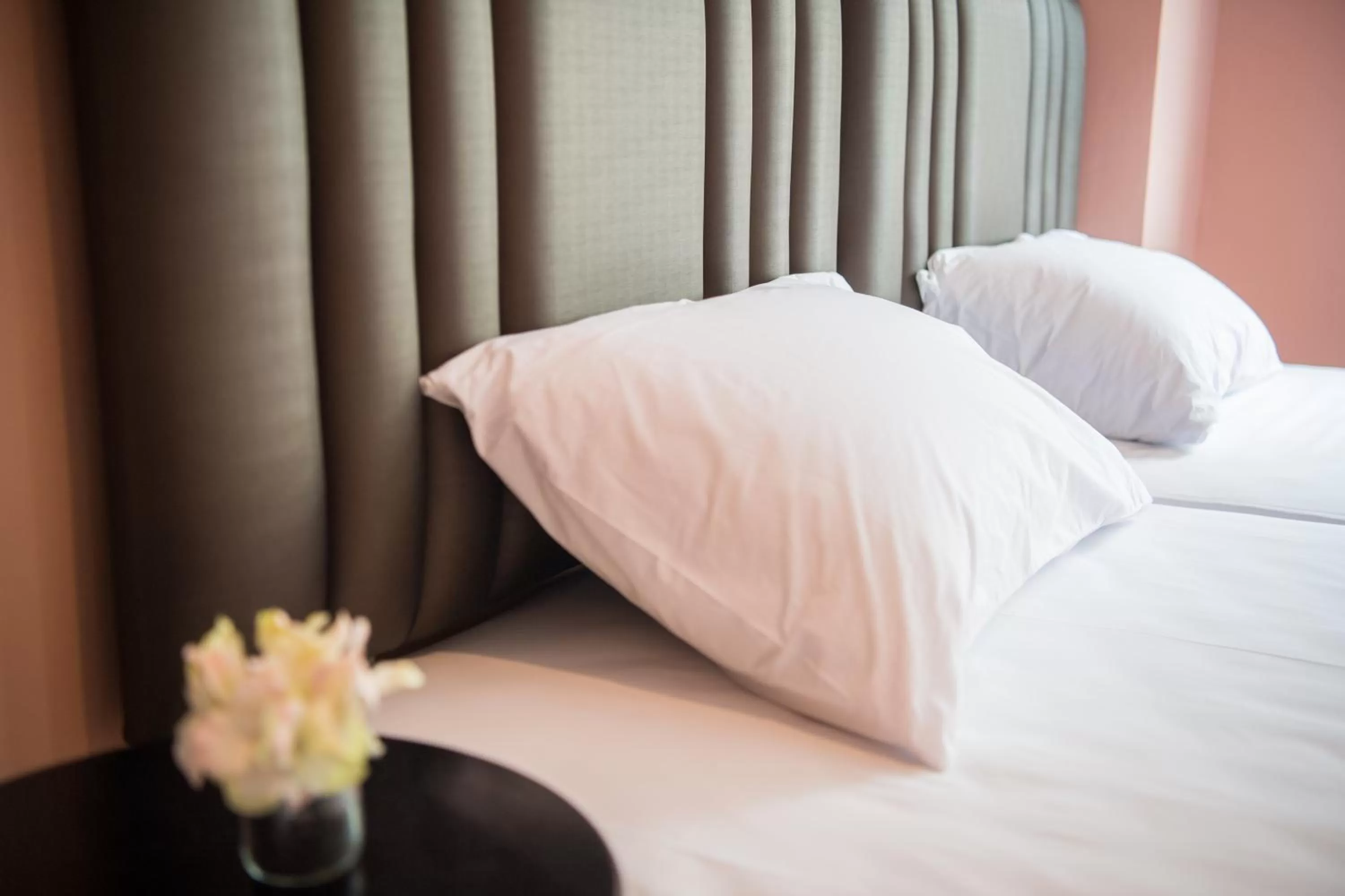 Bed in Let's Zzz Bangkok