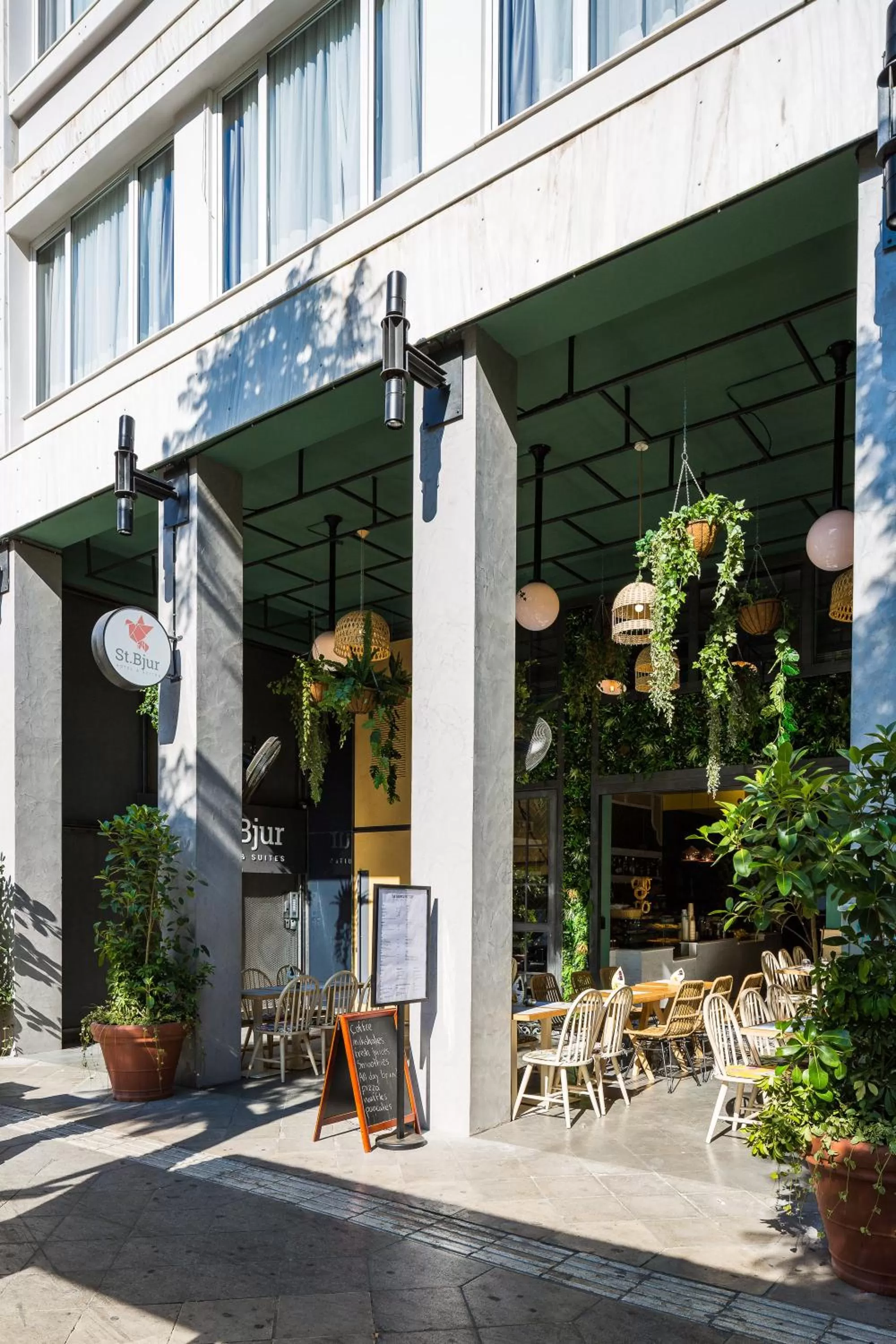 Facade/entrance in St. Bjur Suites