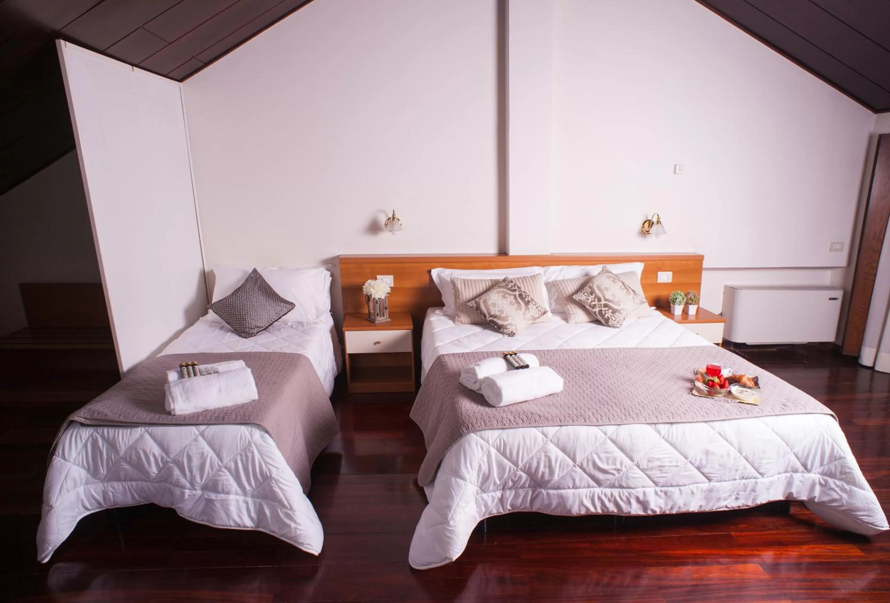 Bed in Hotel Ares Milano