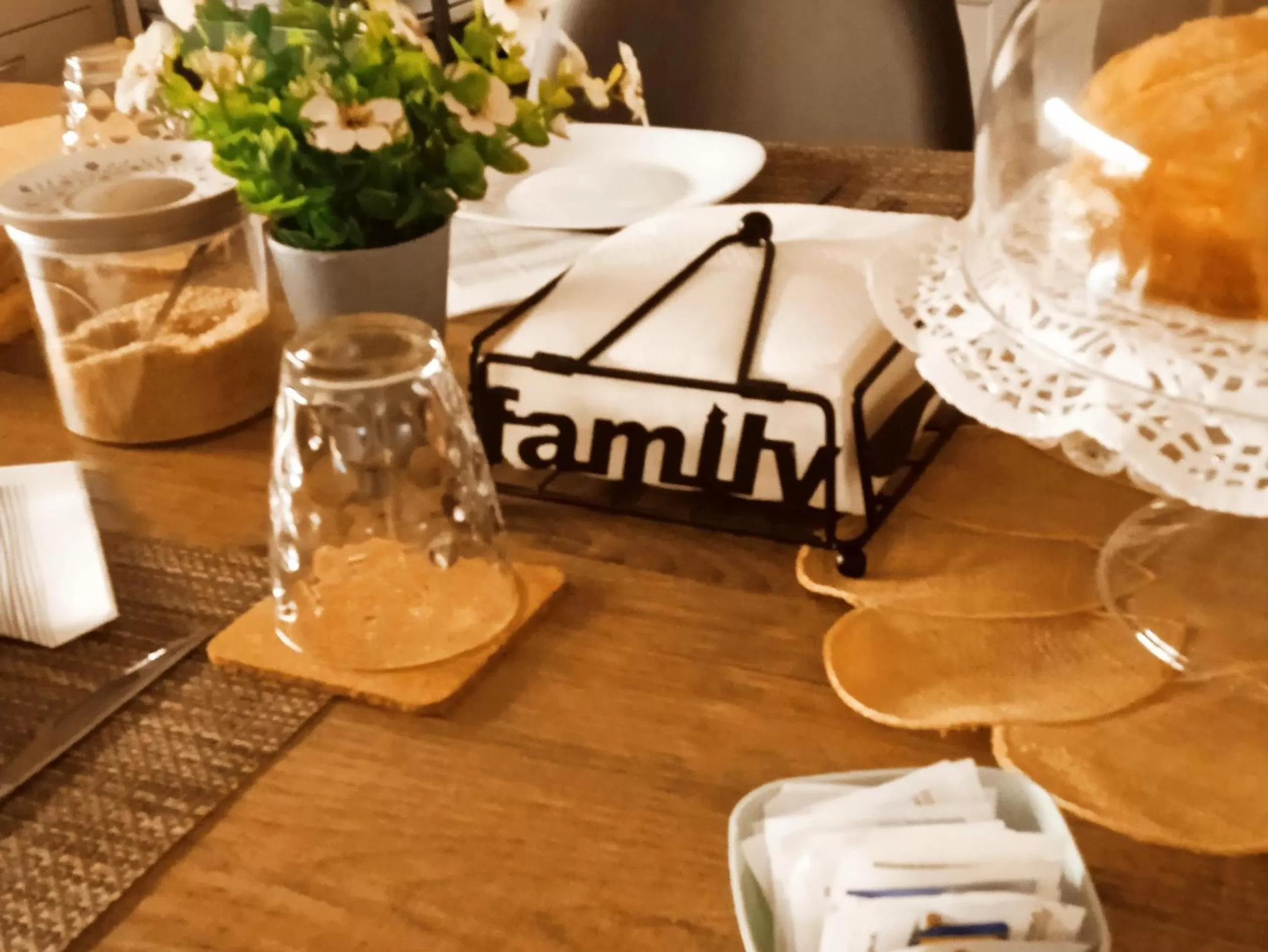 Breakfast in LA DAMA