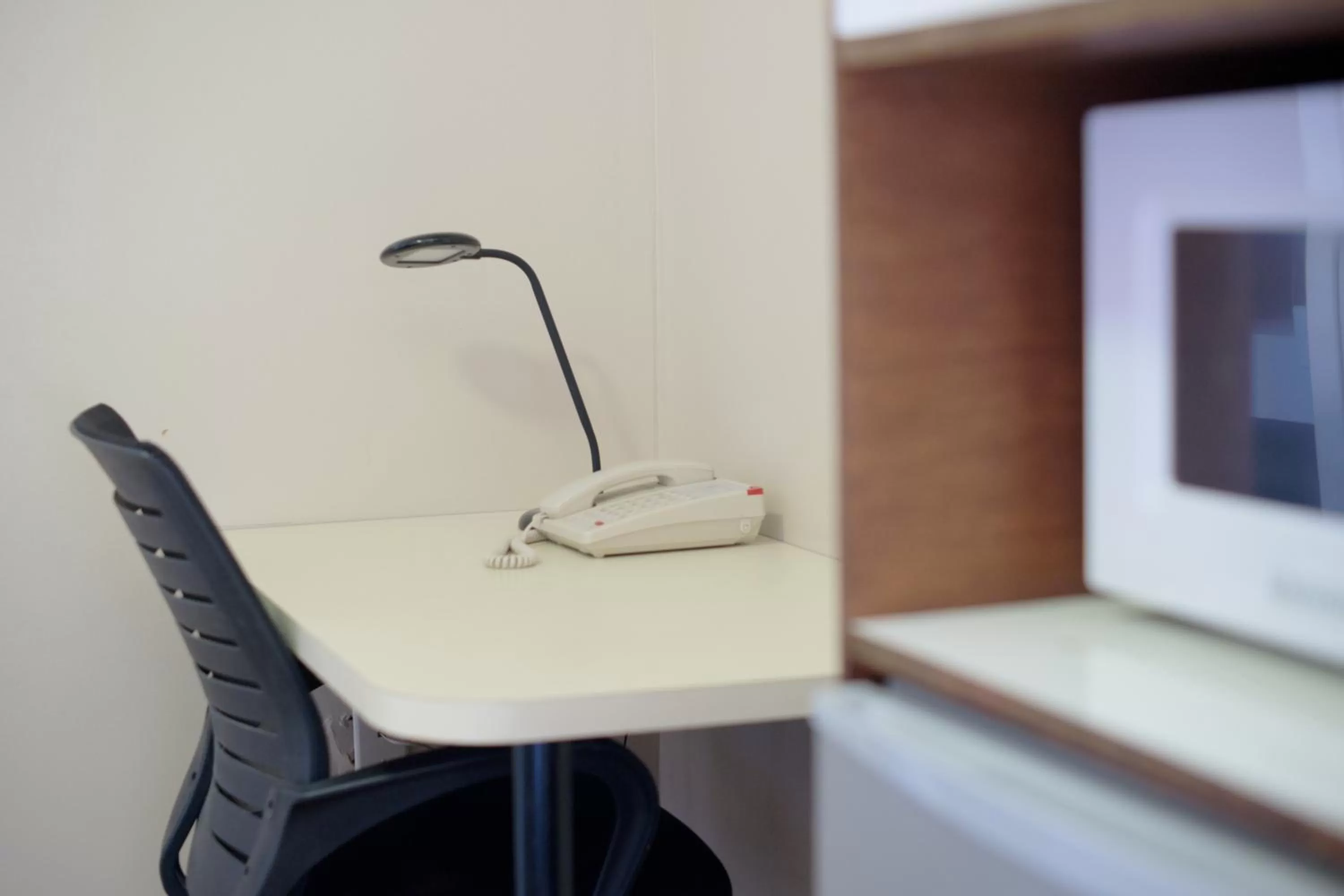 TV/Entertainment Center in Gess Hotel