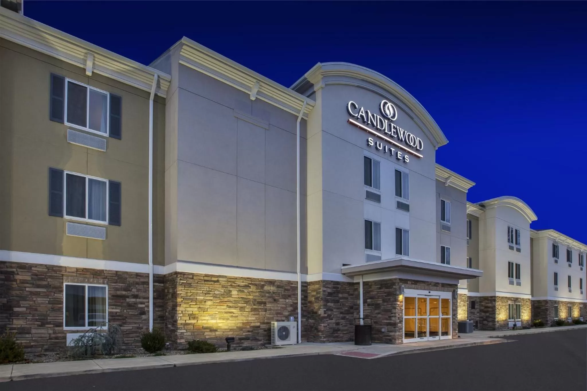 Property building in Candlewood Suites Morgantown-Univ West Virginia by IHG