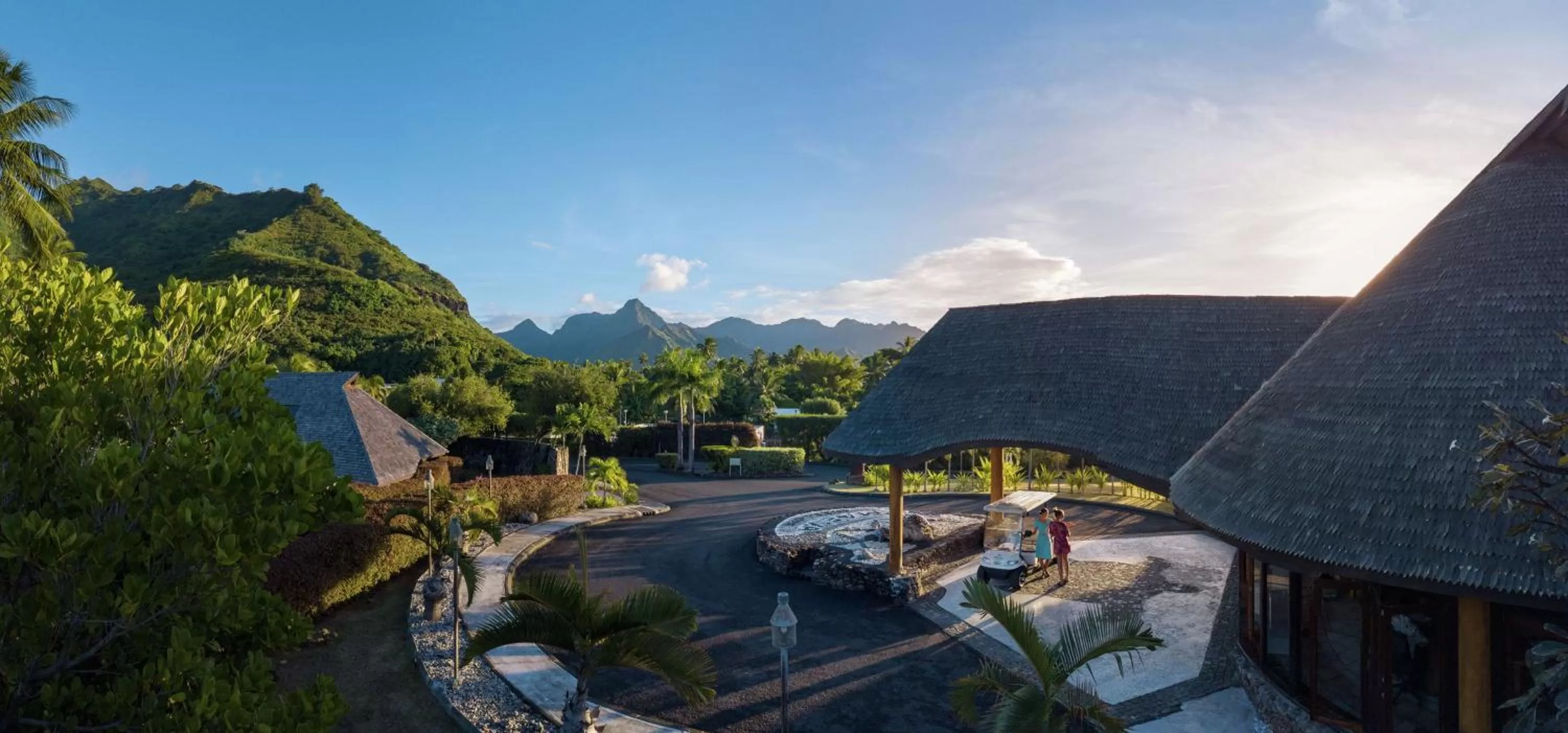 Patio in Hilton Moorea Lagoon Resort & Spa