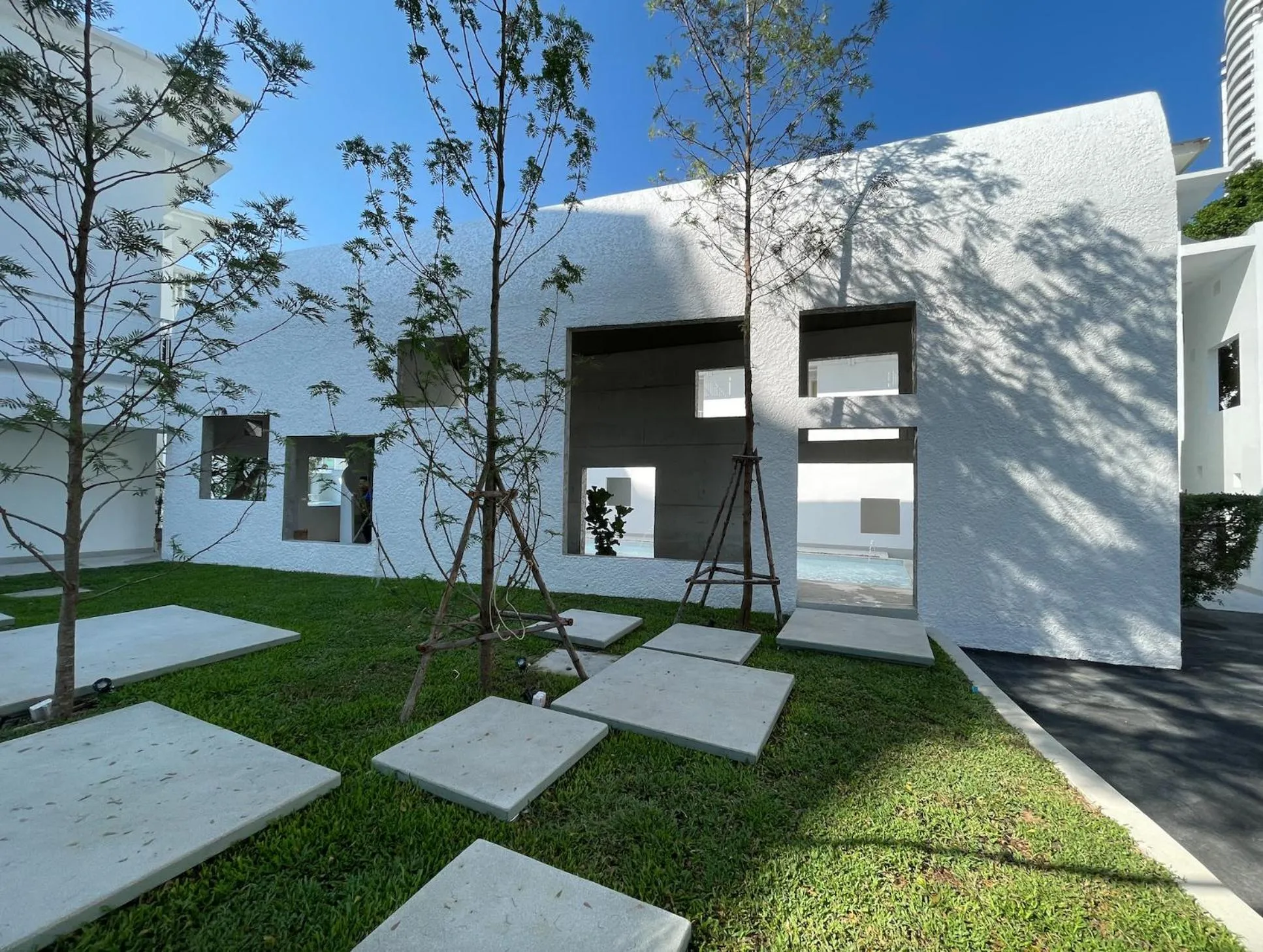 Property building in Prima Hotel Pattaya