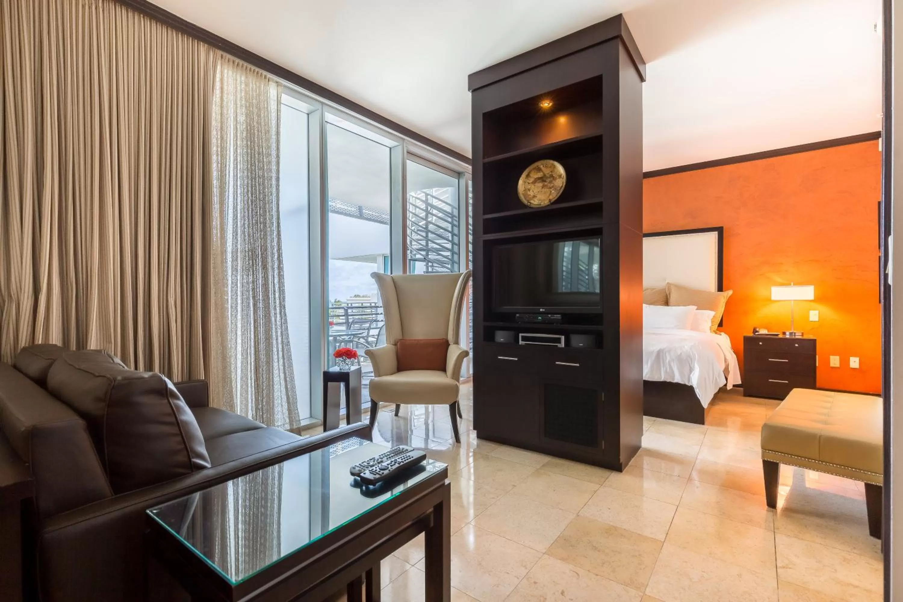 Living room in SBV Luxury Ocean Hotel Suites