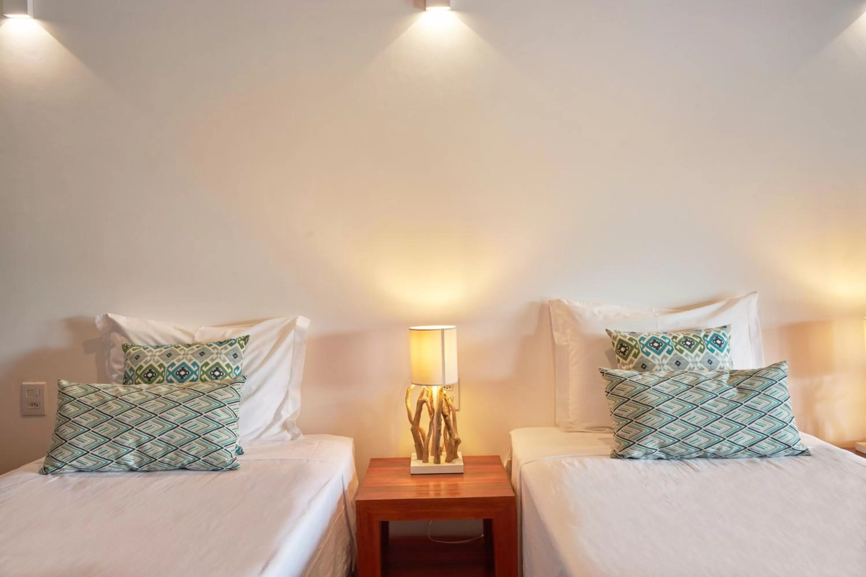 Bed in Kauli Seadi Beach Hotel