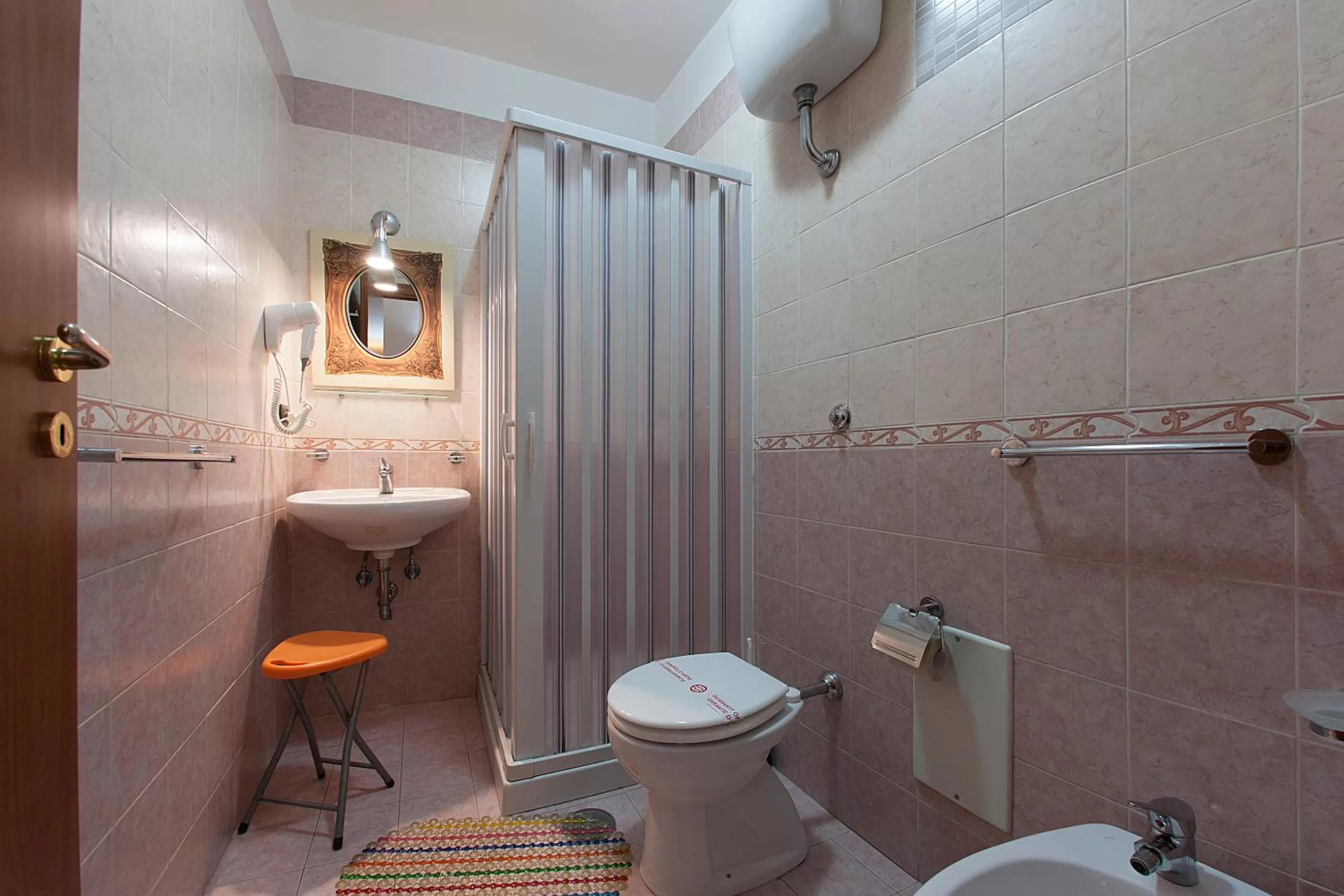 Bathroom in Hotel Cineholiday