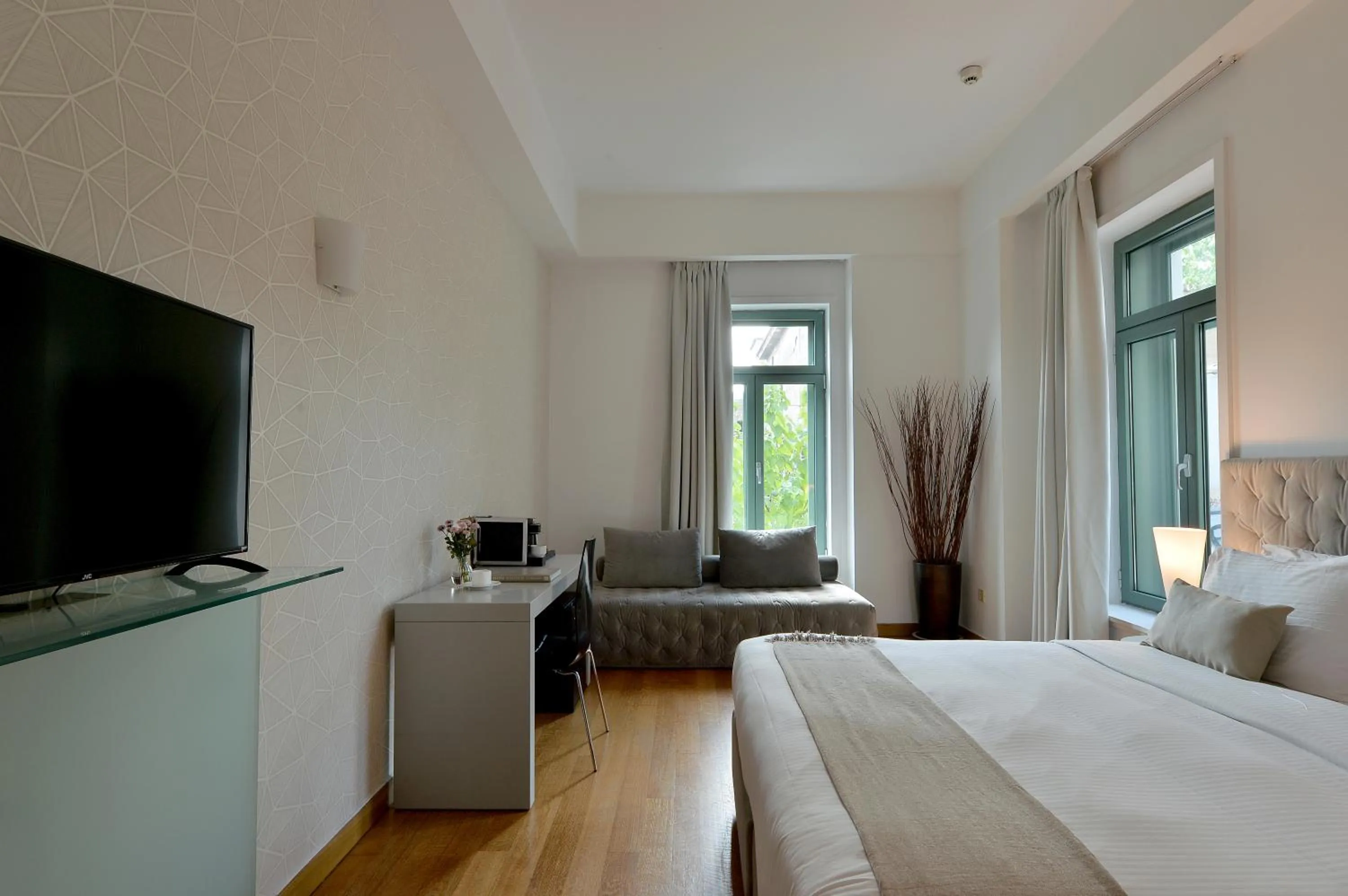 Bed in Athenaeum Eridanus Luxury Hotel