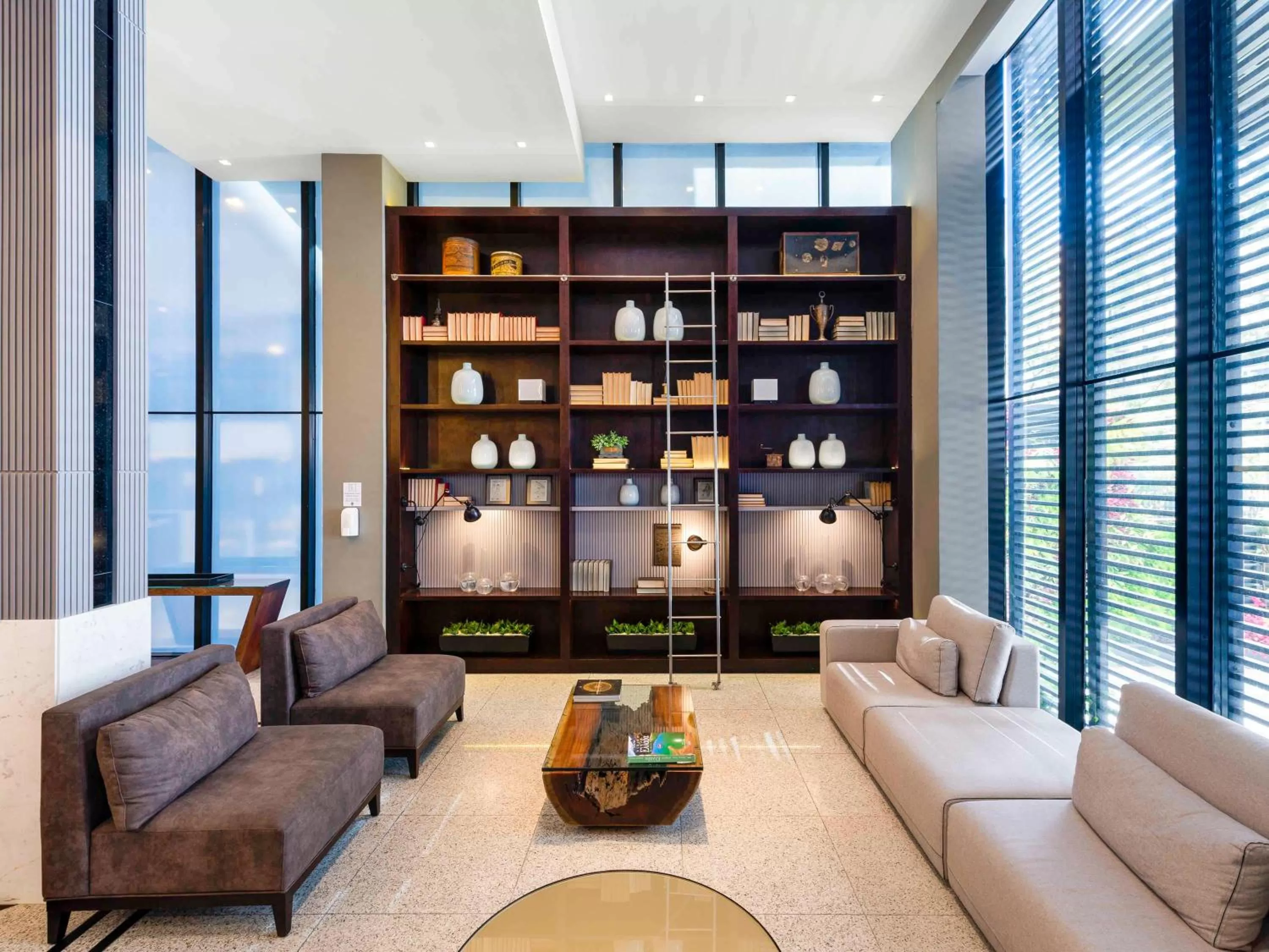 Property building in Mercure Curitiba Batel