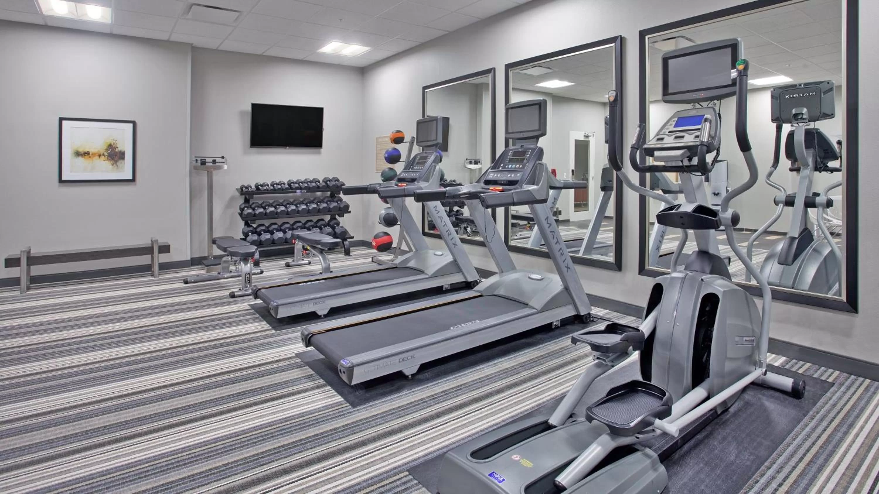 Fitness centre/facilities in Candlewood Suites Kearney by IHG
