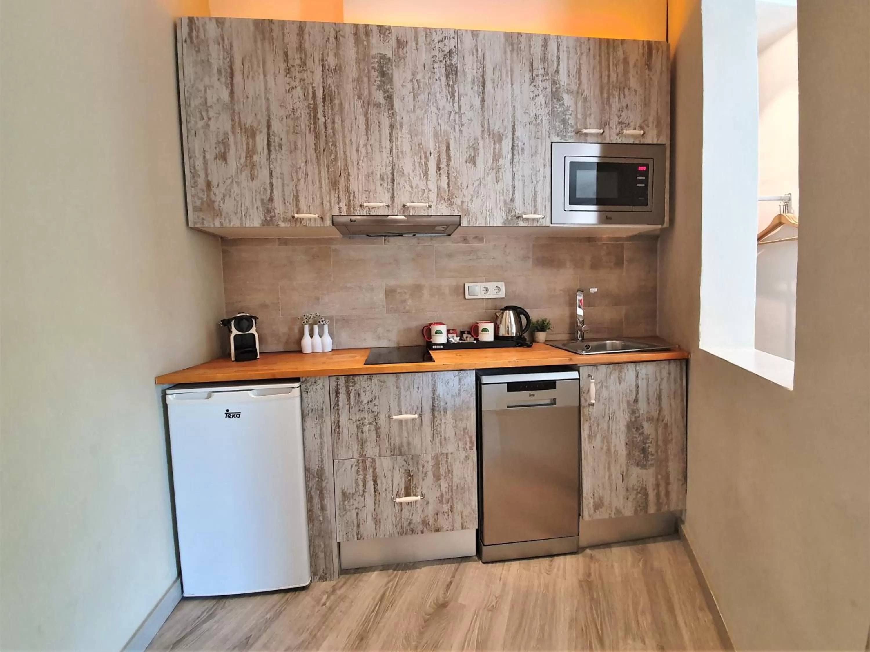 Kitchen or kitchenette in DreamKeys Barcelona City