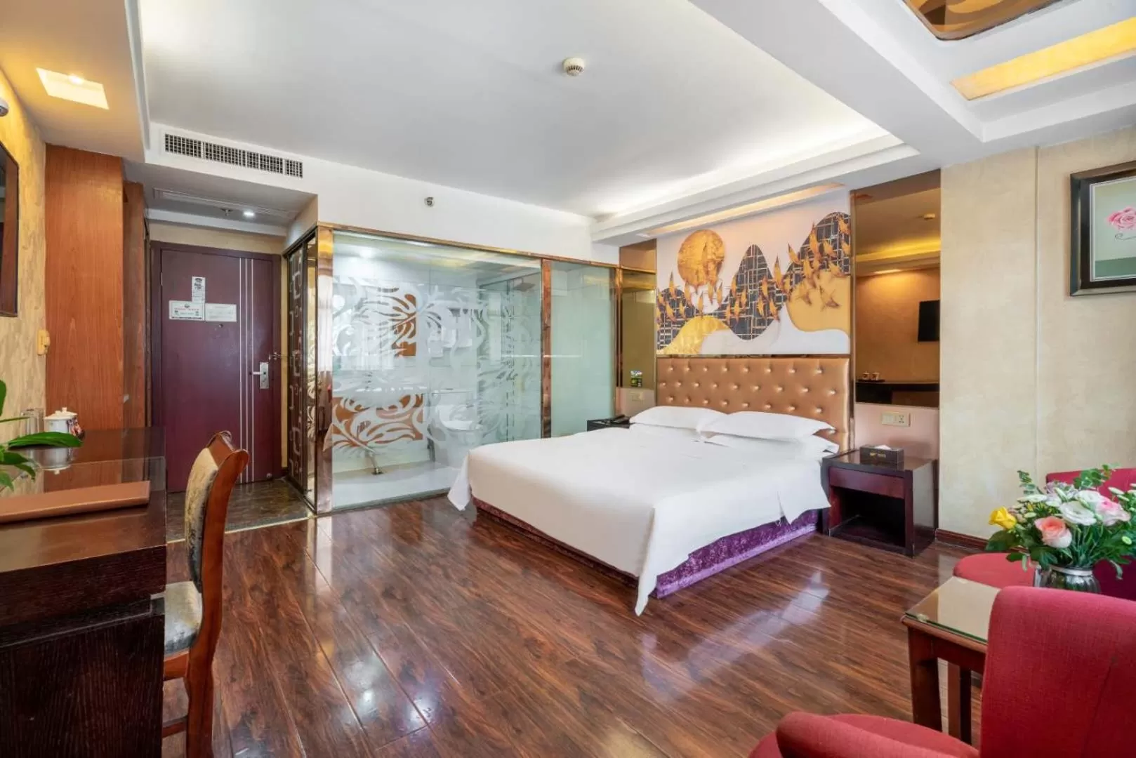 Bedroom, Bed in Yiwu Yuejia Business Hotel