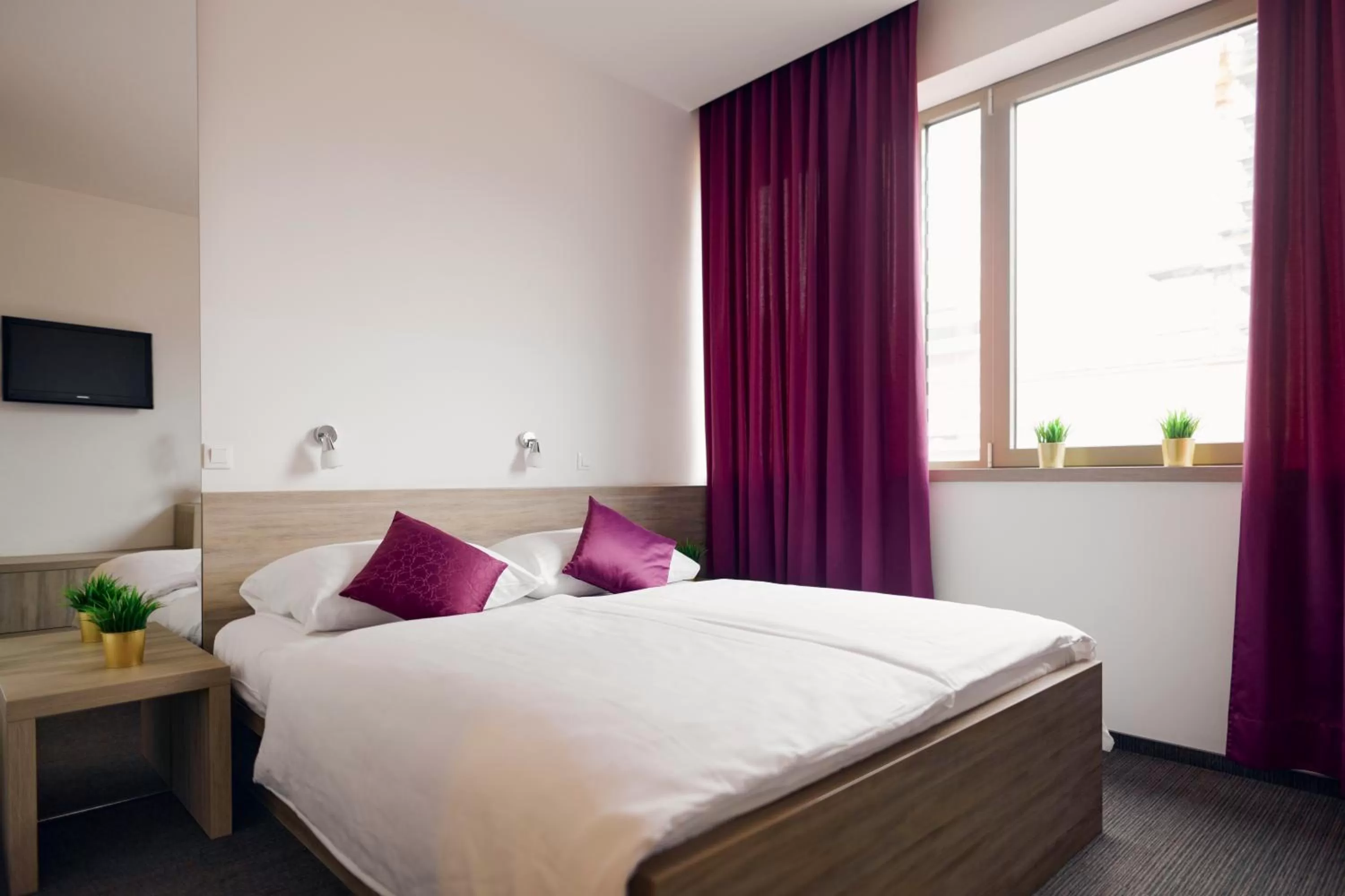 Bedroom, Bed in Hotel Meksiko