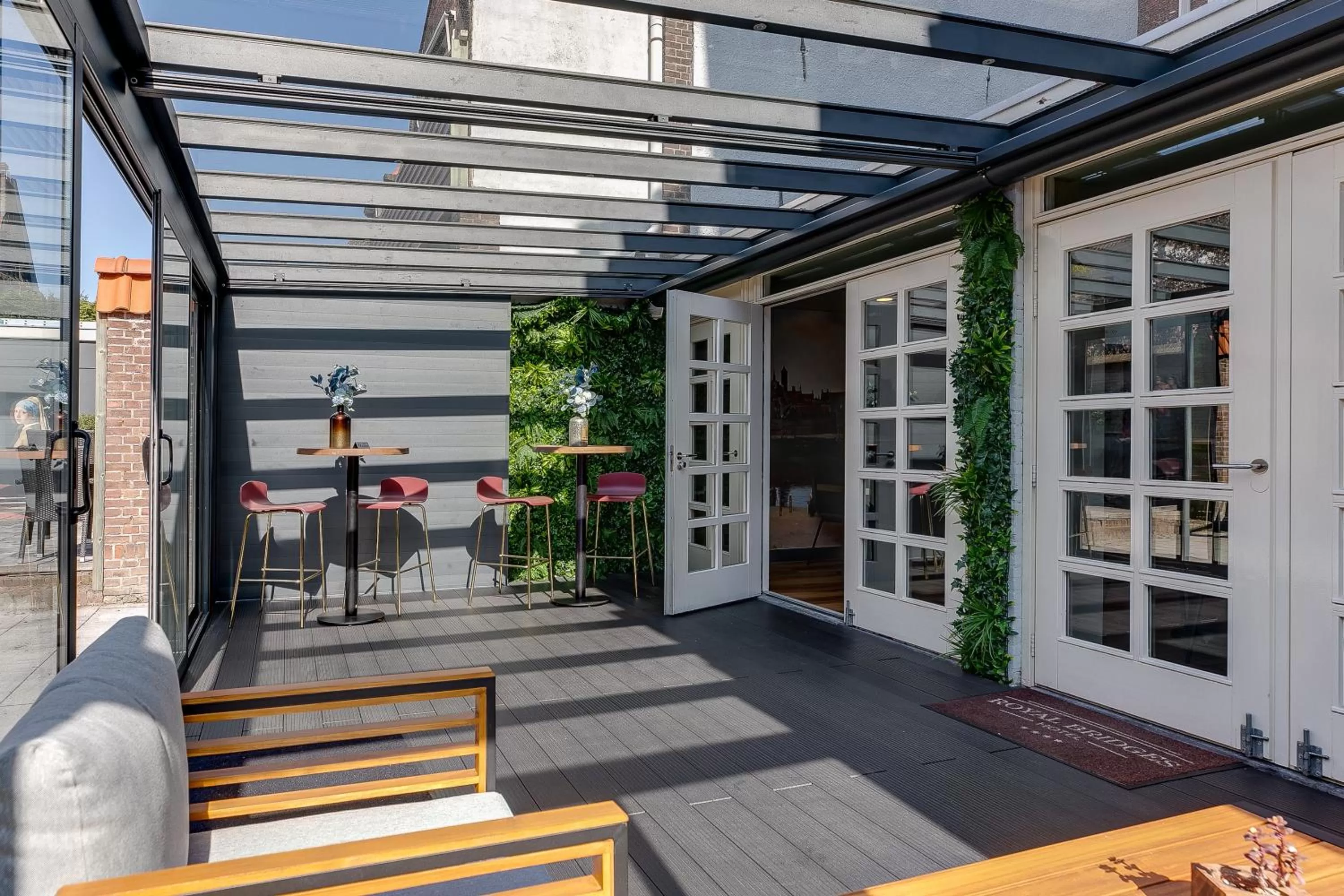 Seating area in Hotel Royal Bridges