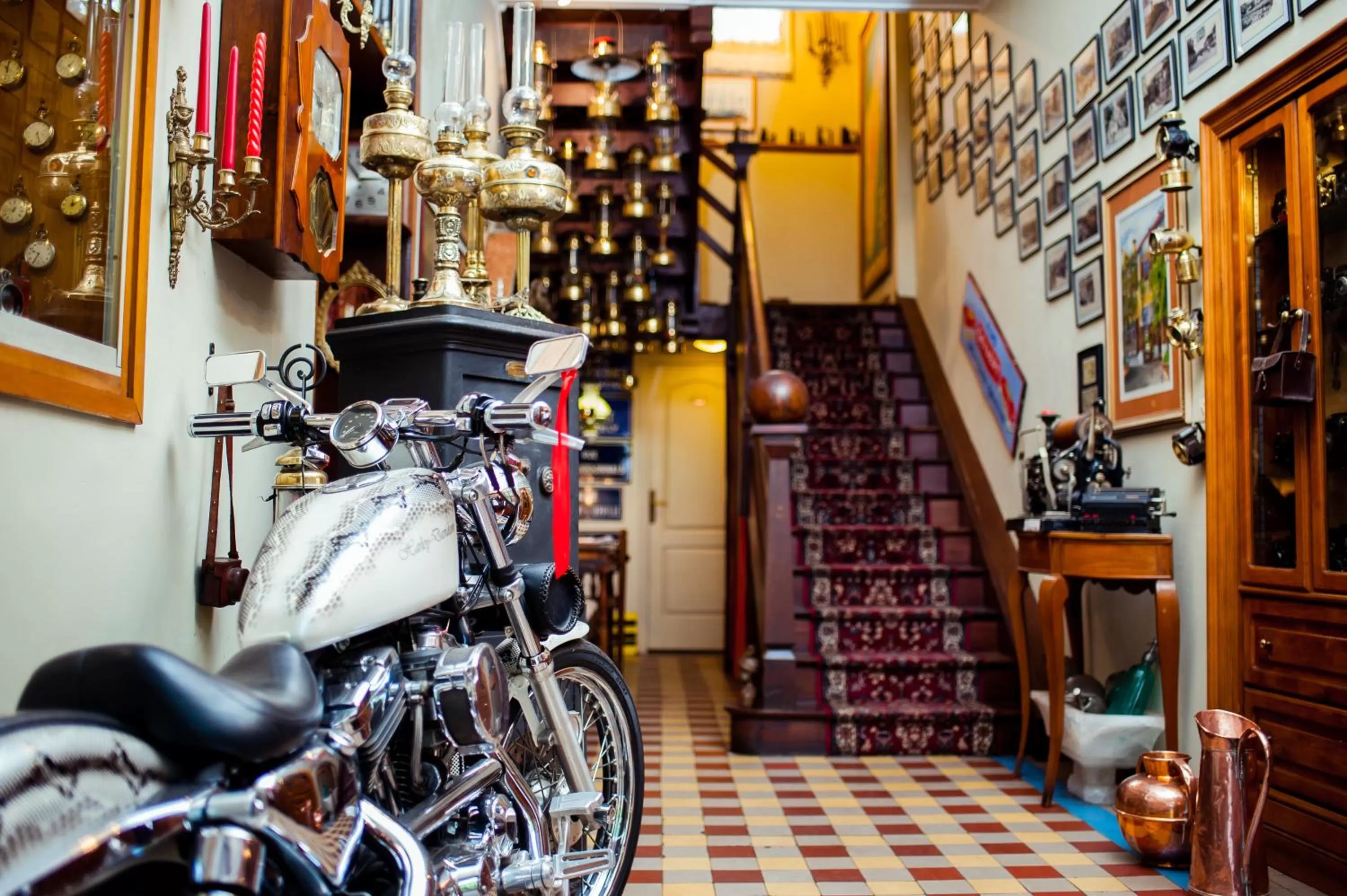 Decorative detail in La Varangue