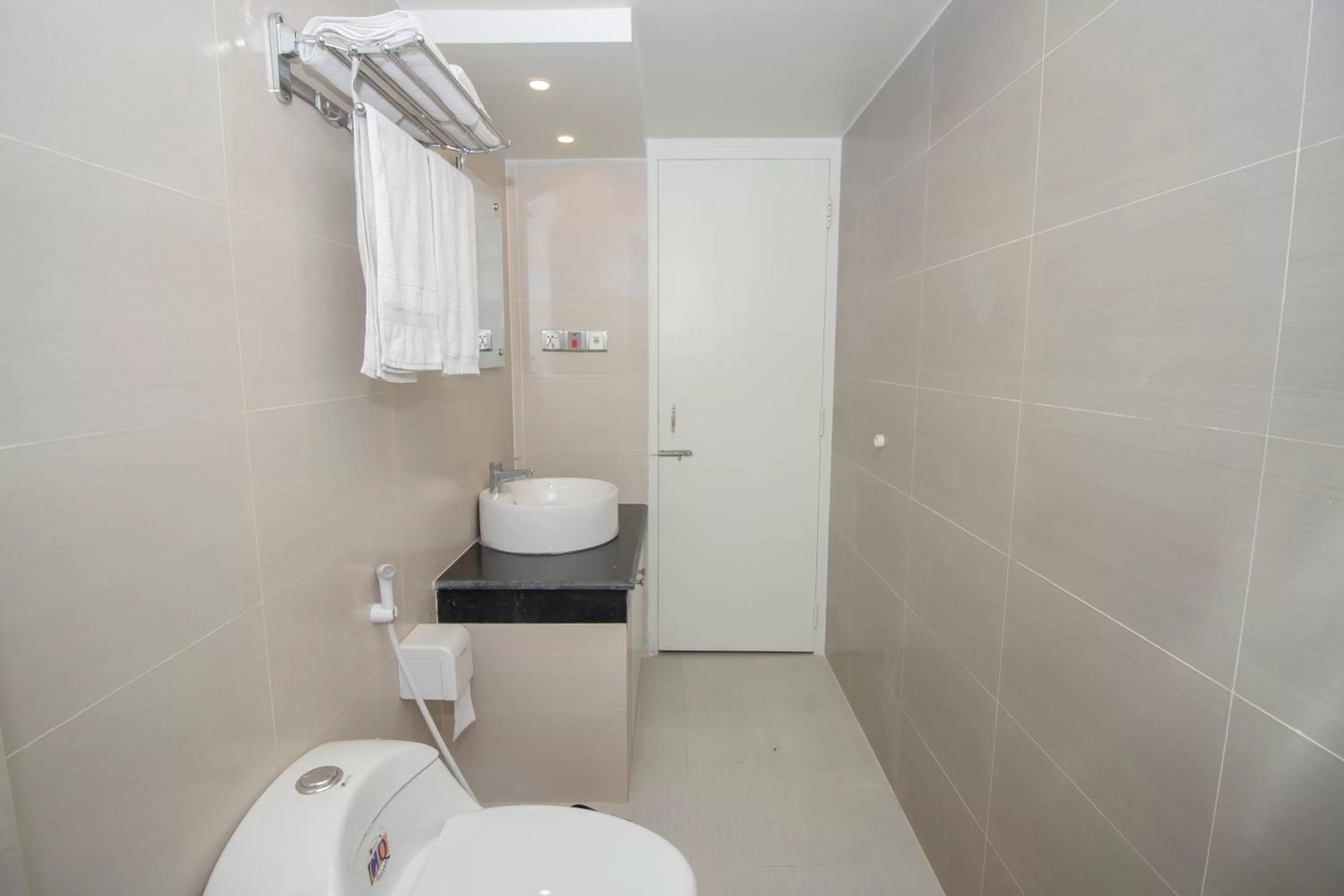 Bathroom in Memento Residence