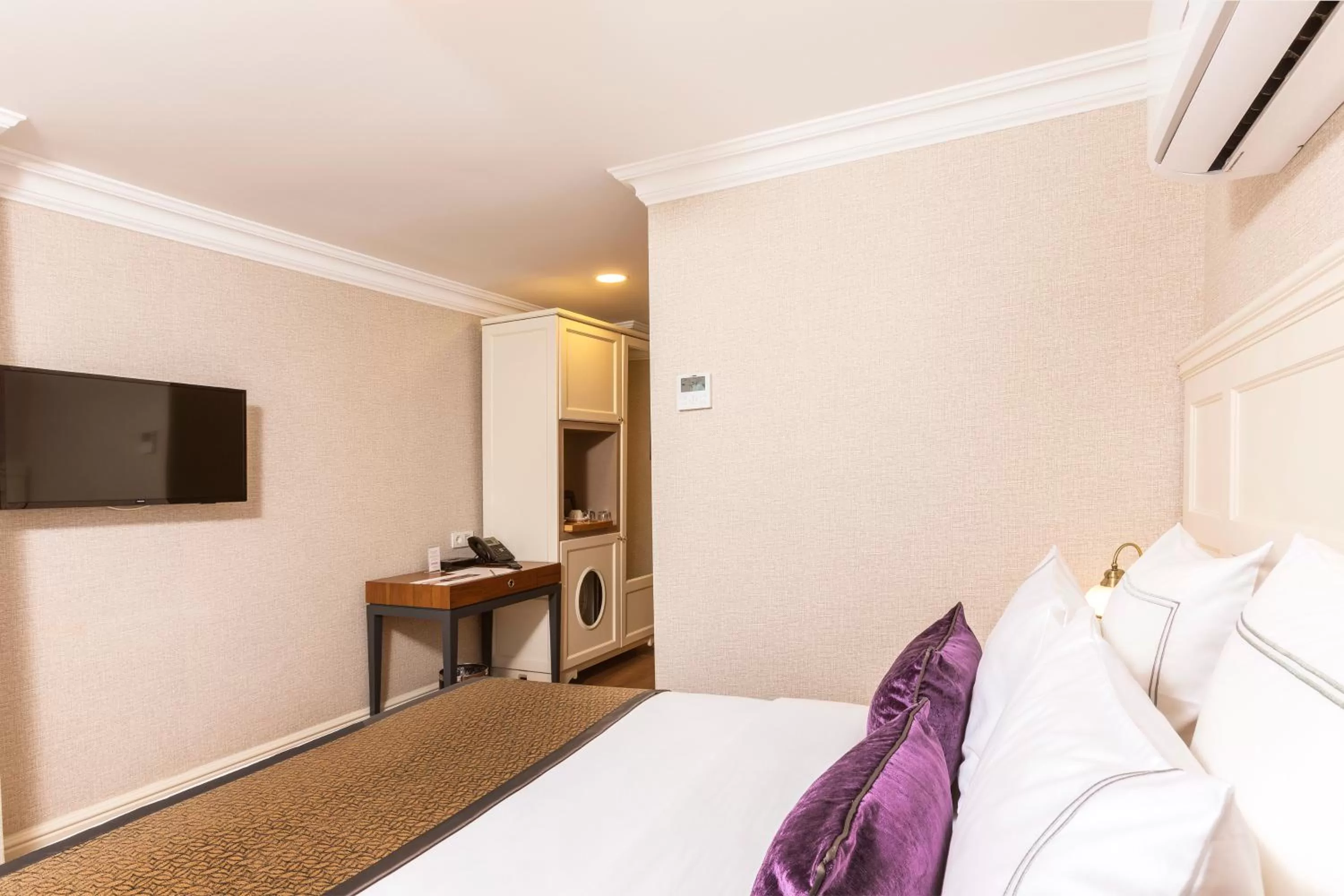 Bed in Meroddi La Porta